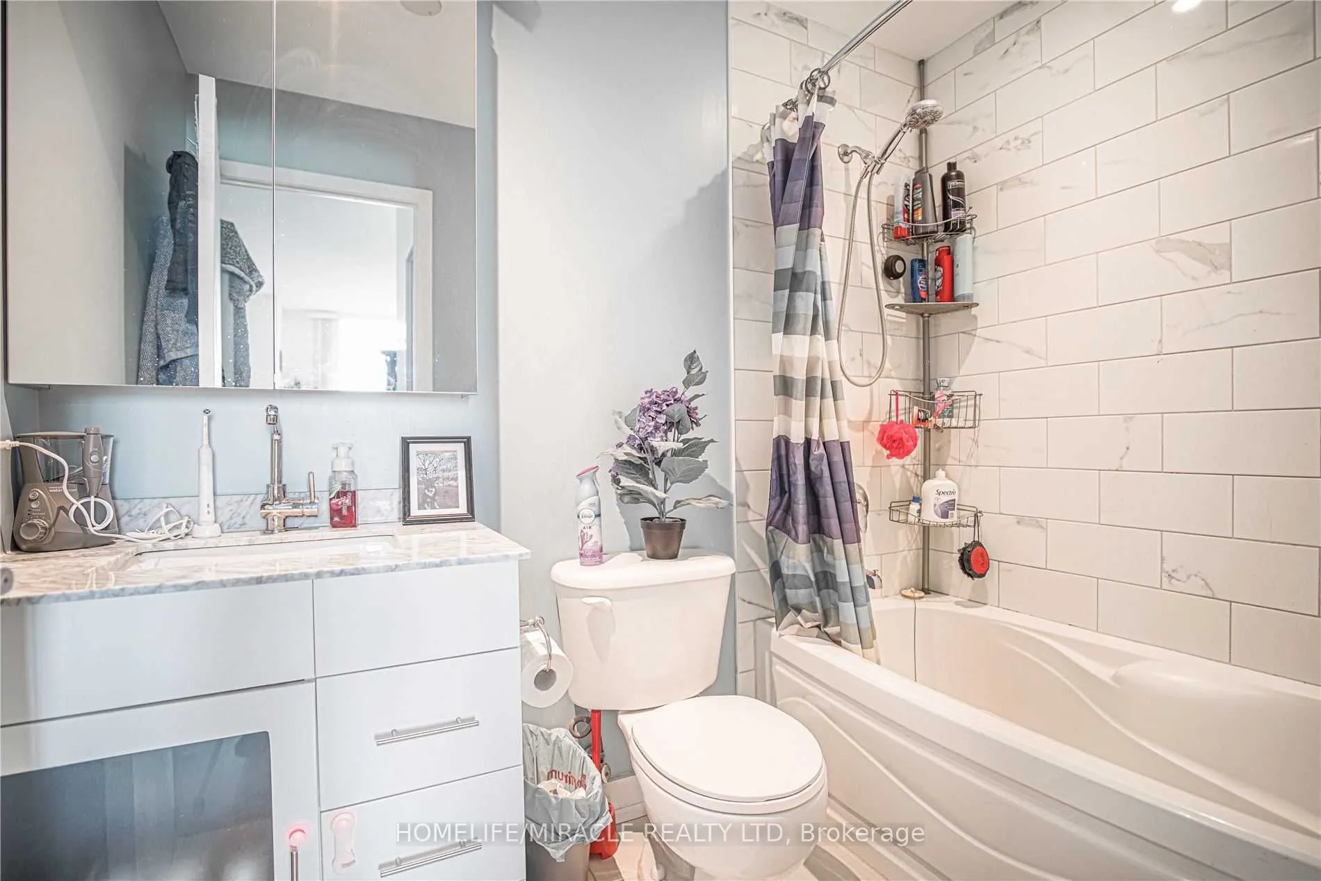 373 Front St W Street, #3106