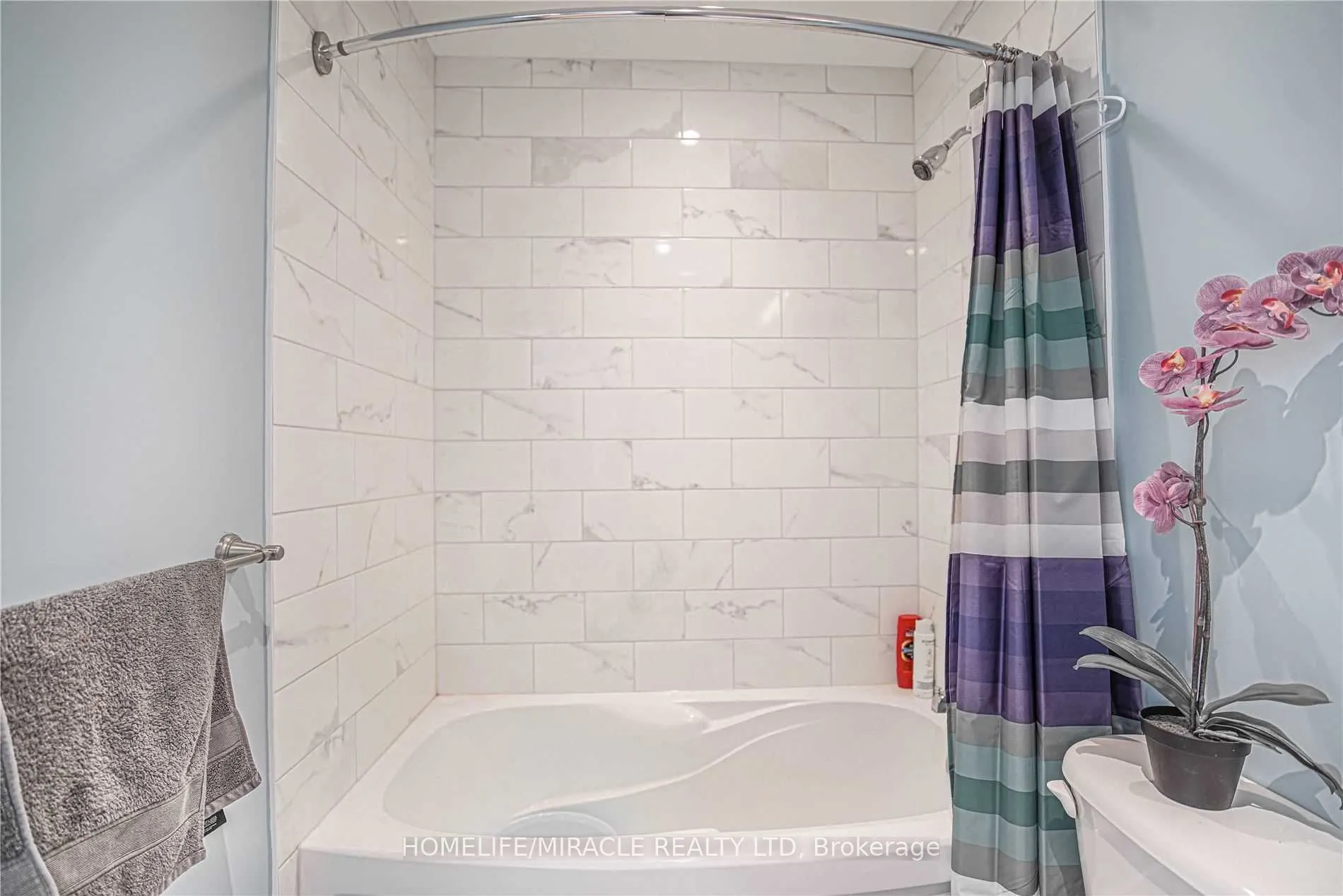 373 Front St W Street, #3106
