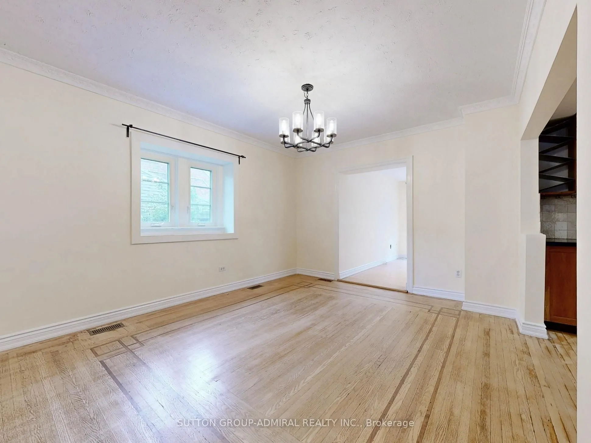 73 Glendora Avenue
