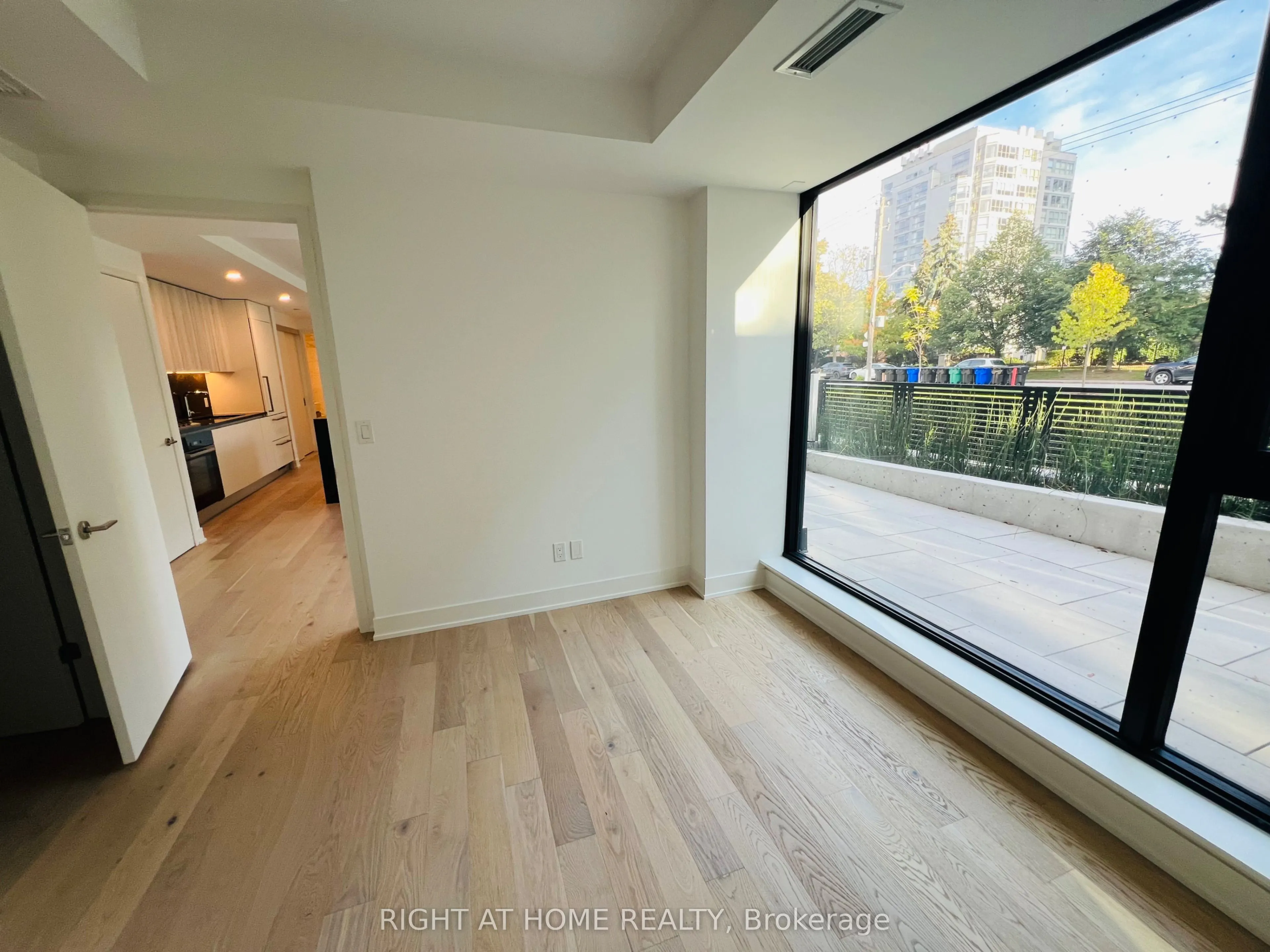 200 Keewatin Avenue, #101