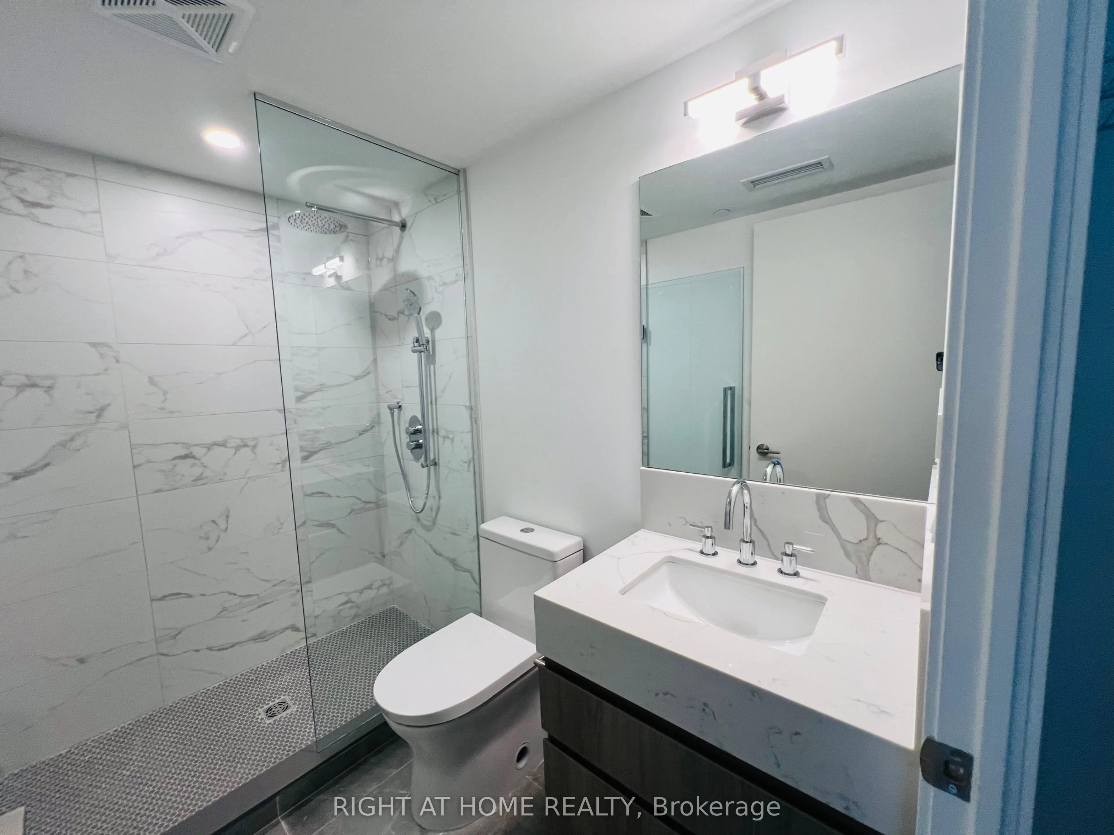200 Keewatin Avenue, #101