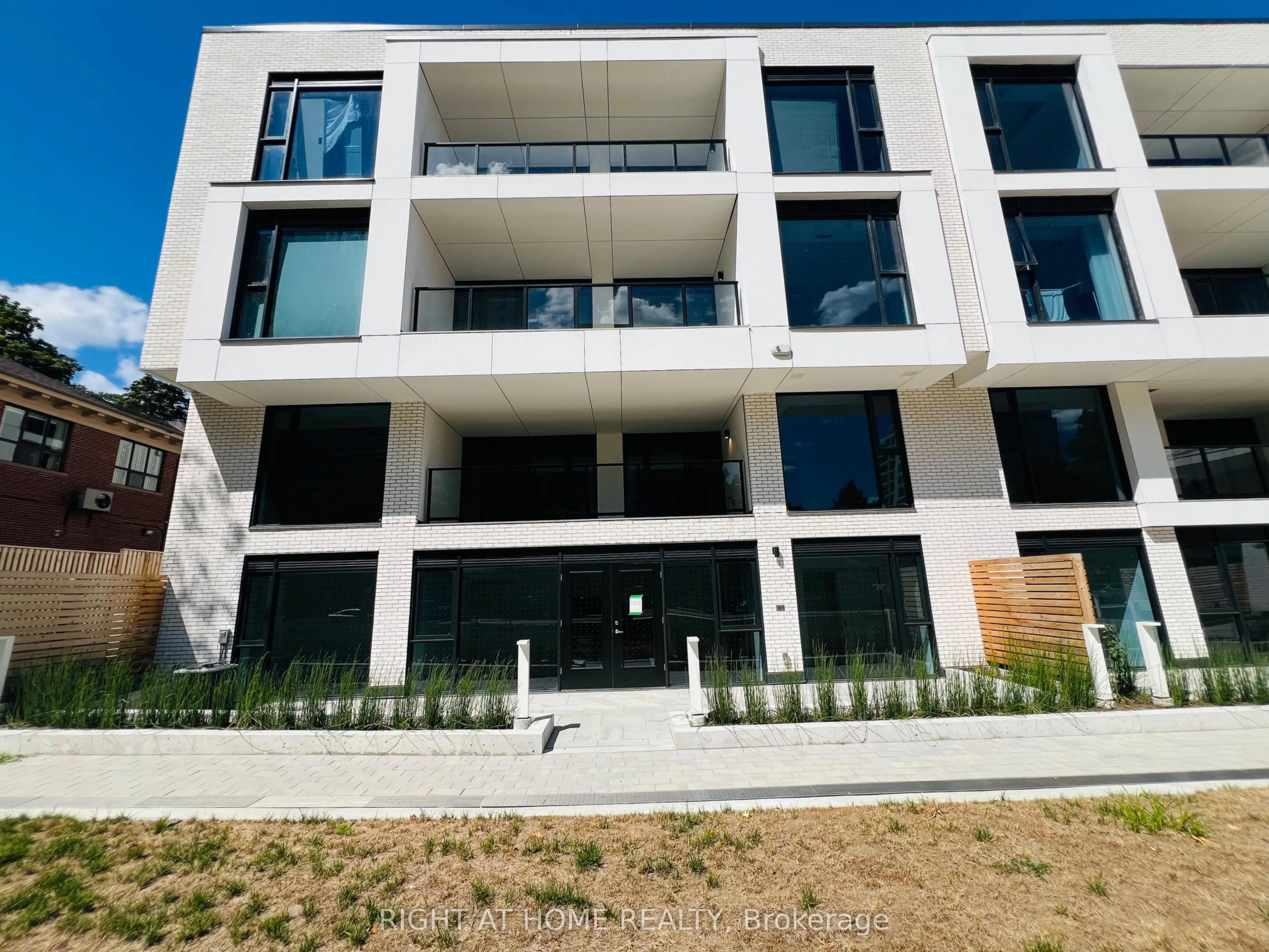 200 Keewatin Avenue, #101