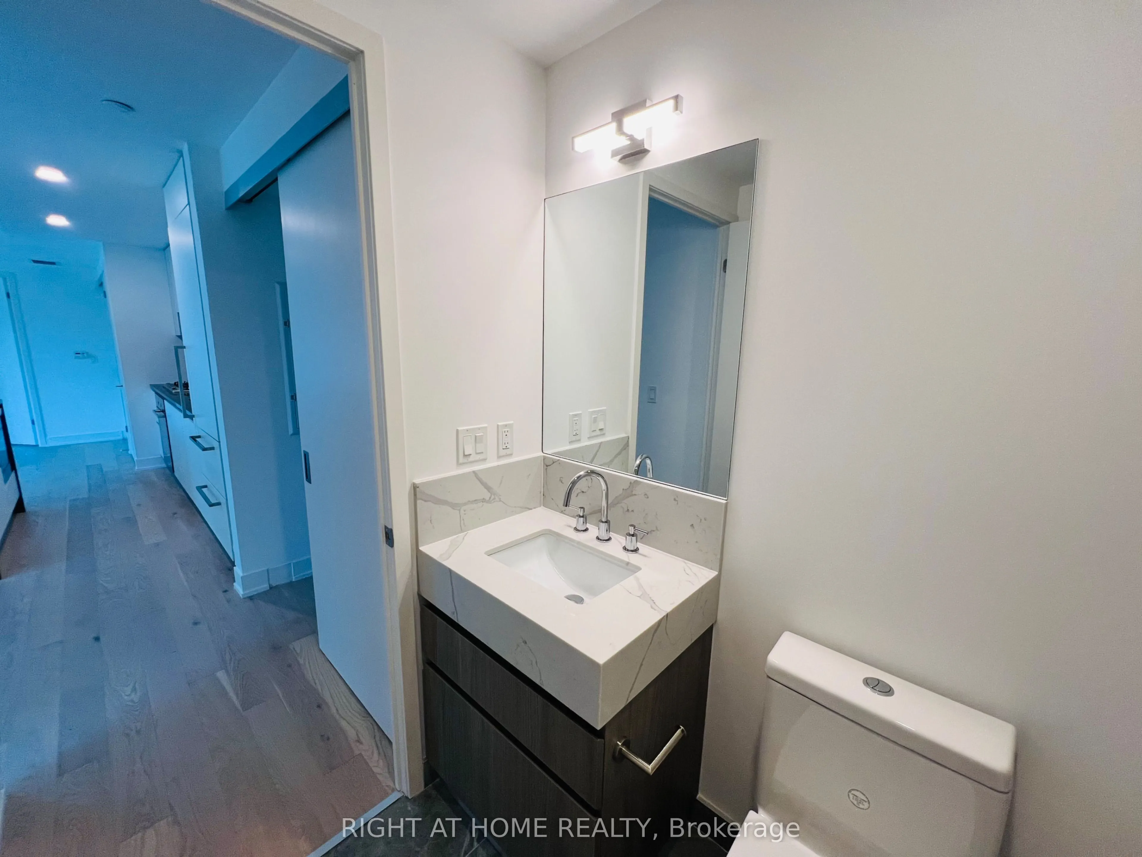 200 Keewatin Avenue, #101