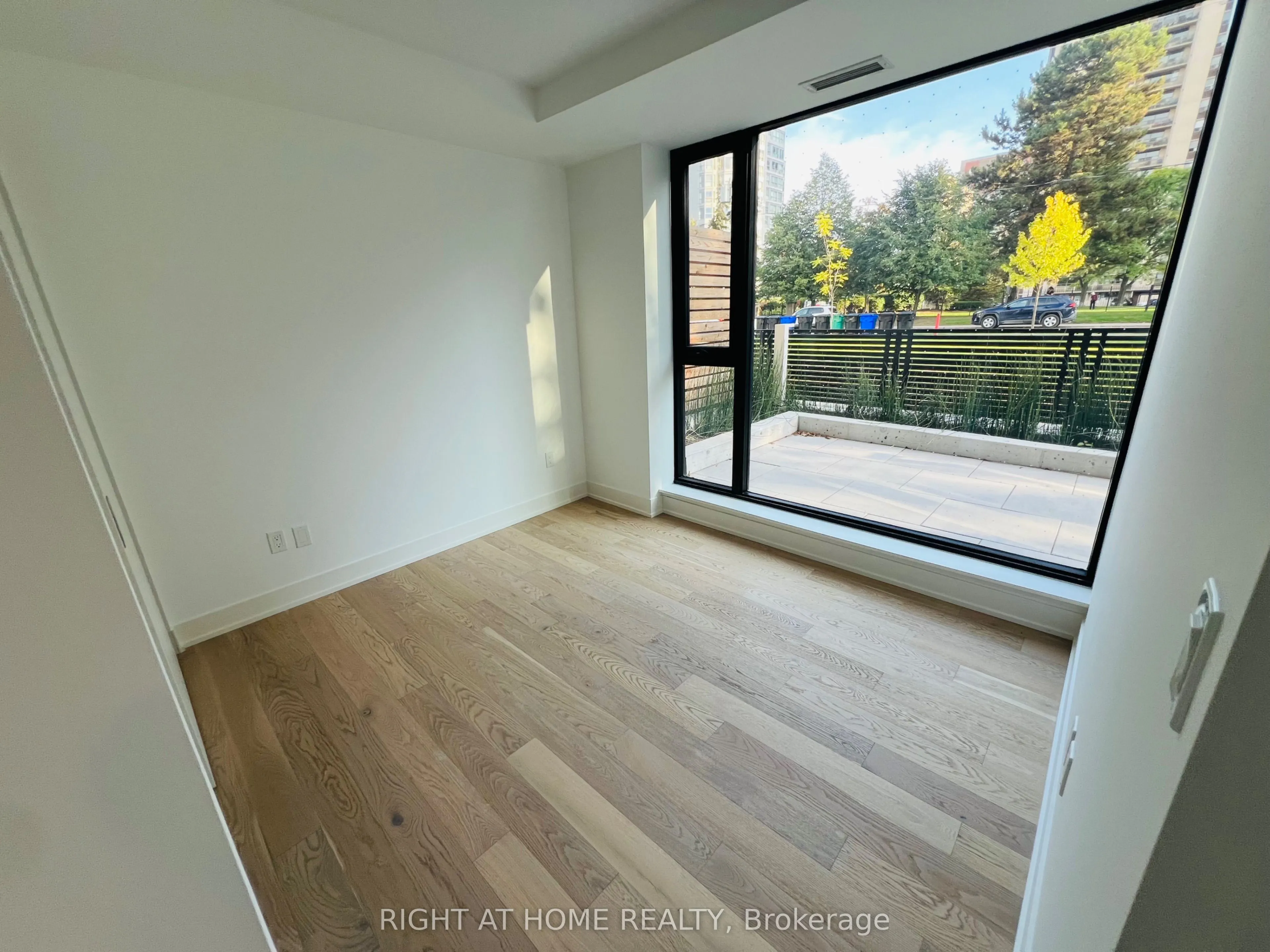 200 Keewatin Avenue, #101