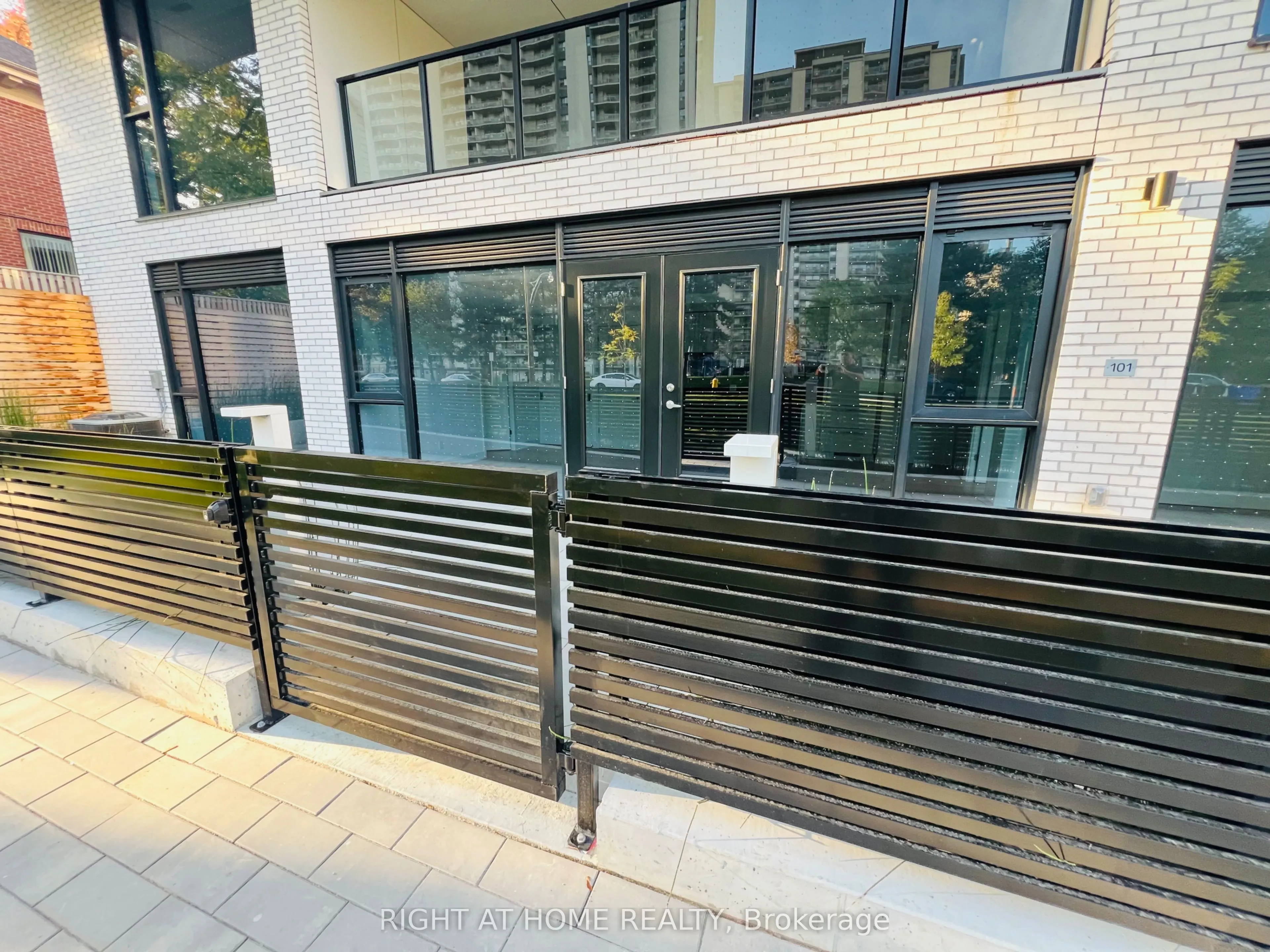 200 Keewatin Avenue, #101