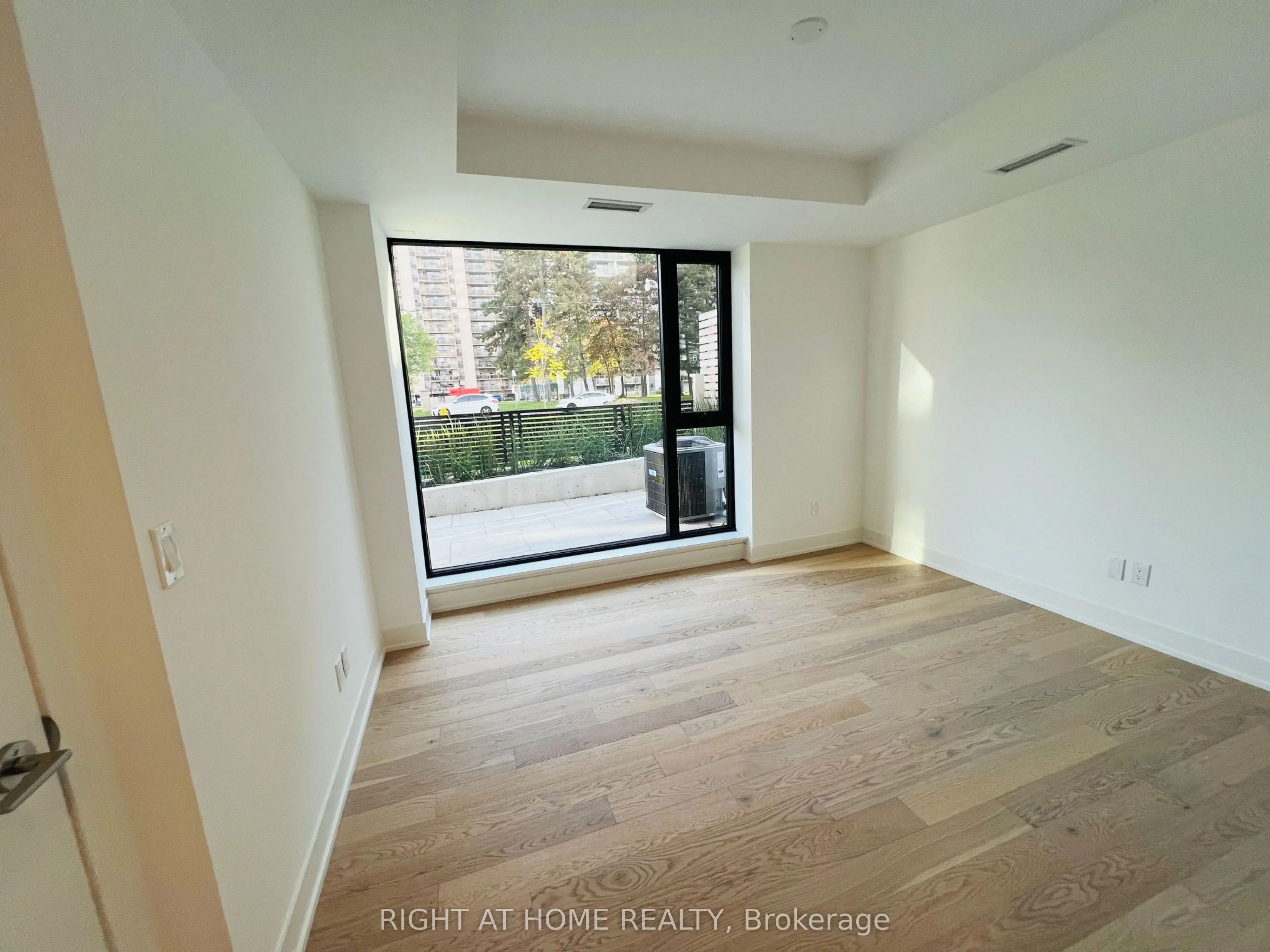 200 Keewatin Avenue, #101