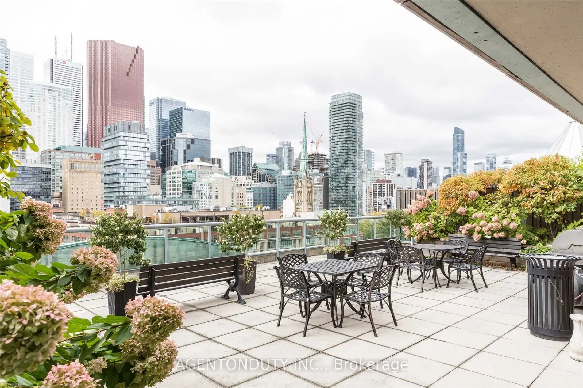 109 Front Street E, #529