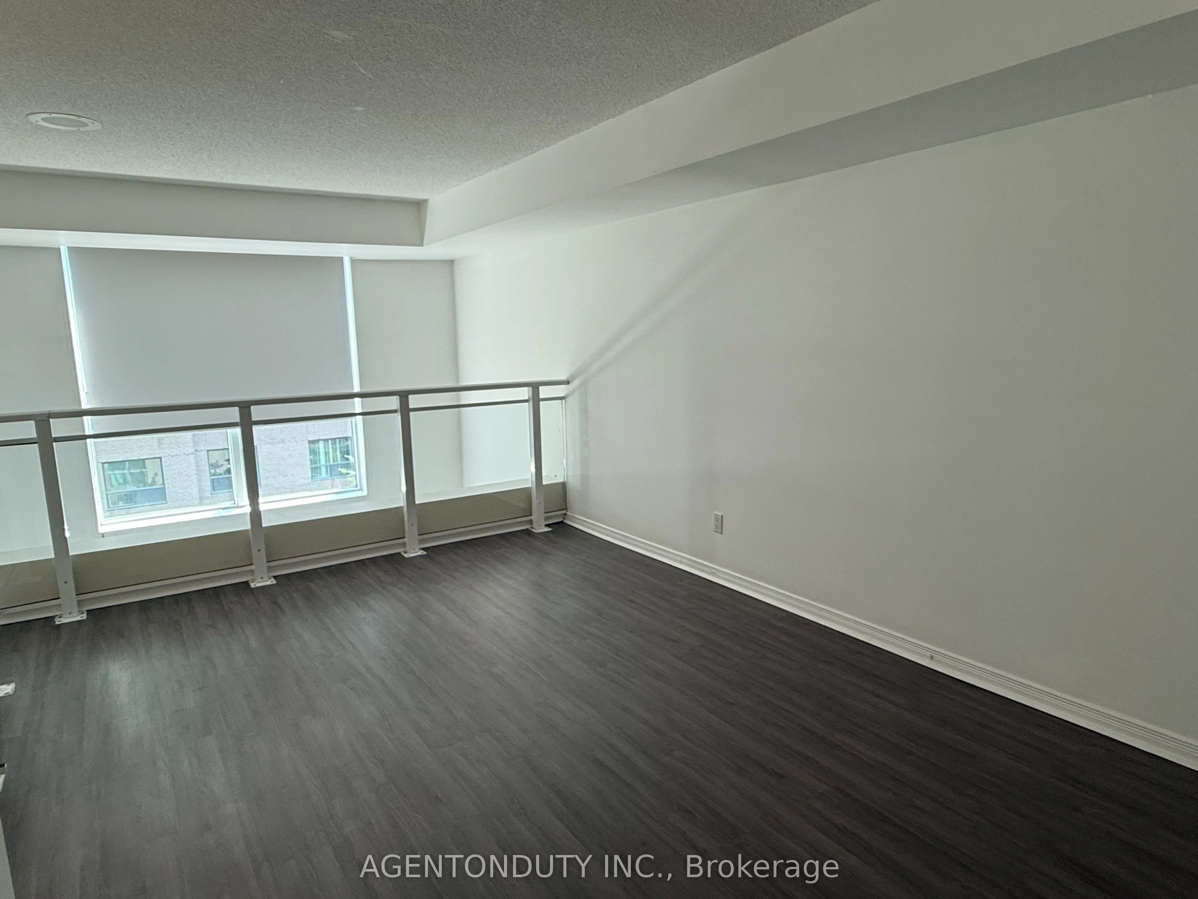 109 Front Street E, #529
