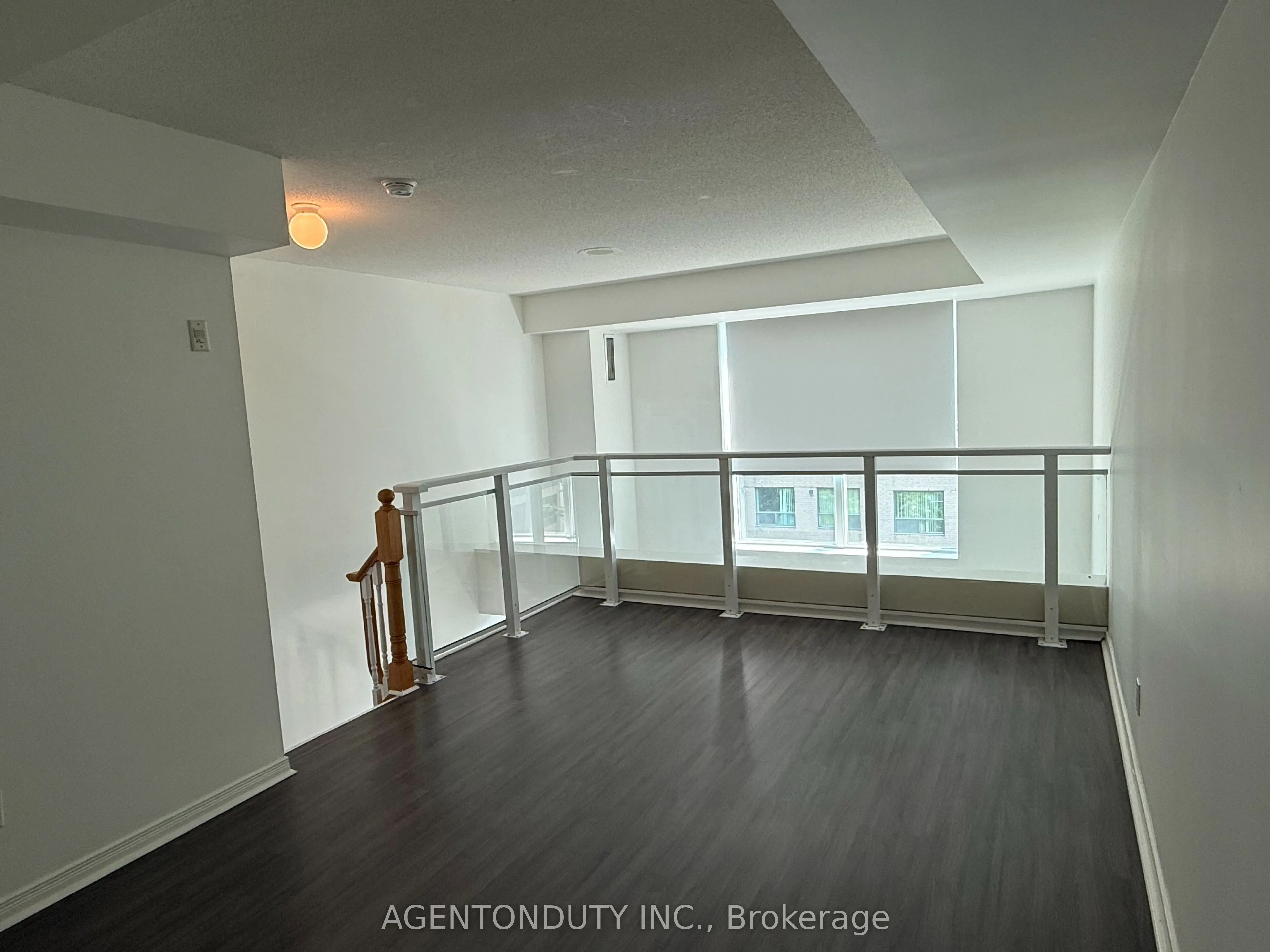 109 Front Street E, #529