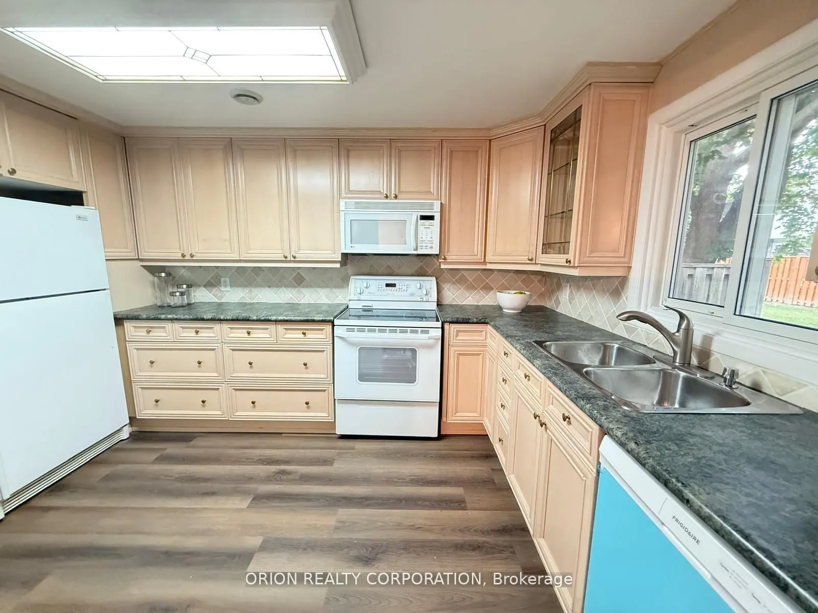 20 Antibes Drive, #70