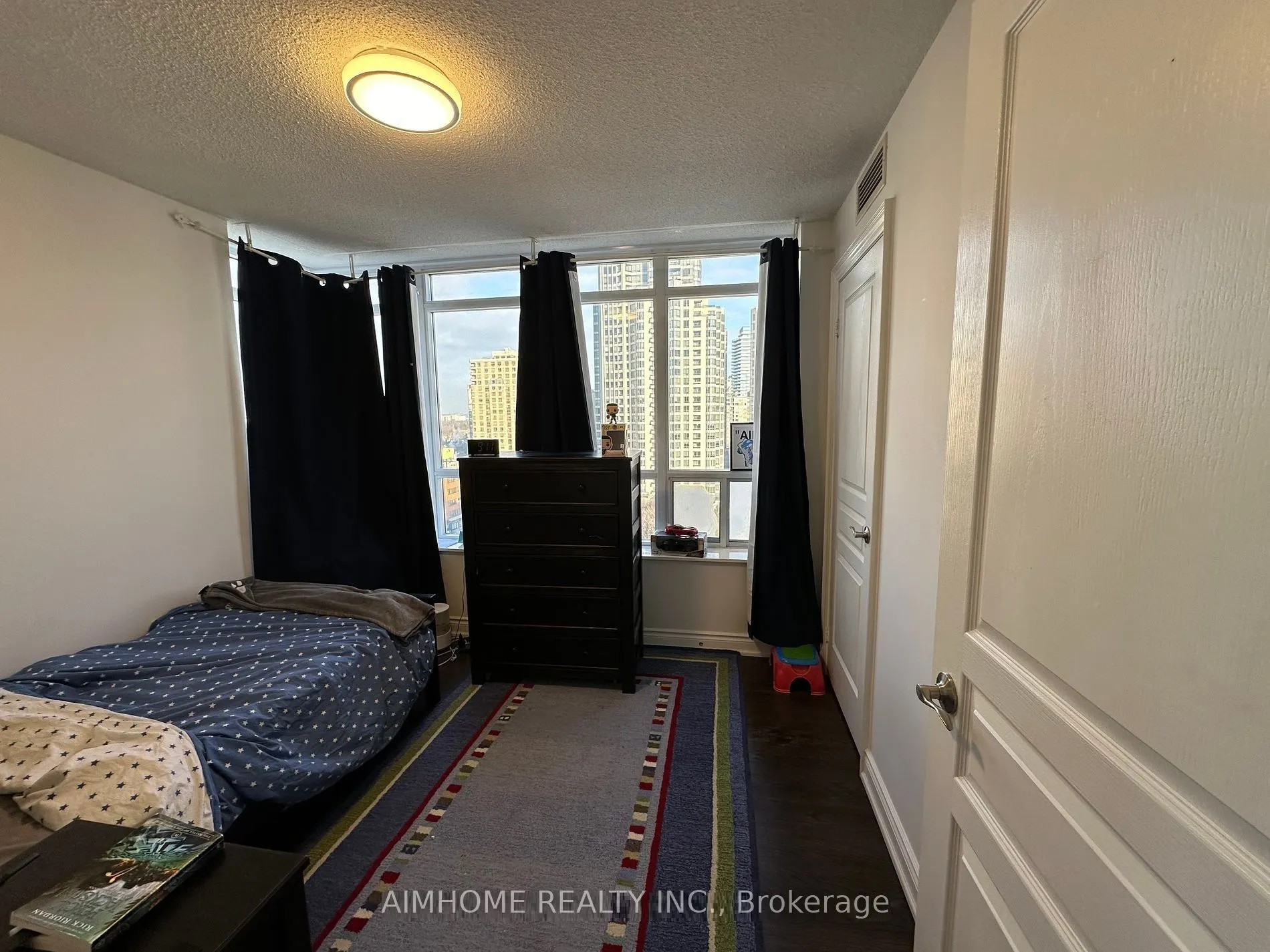 8 McKee Avenue, #1507