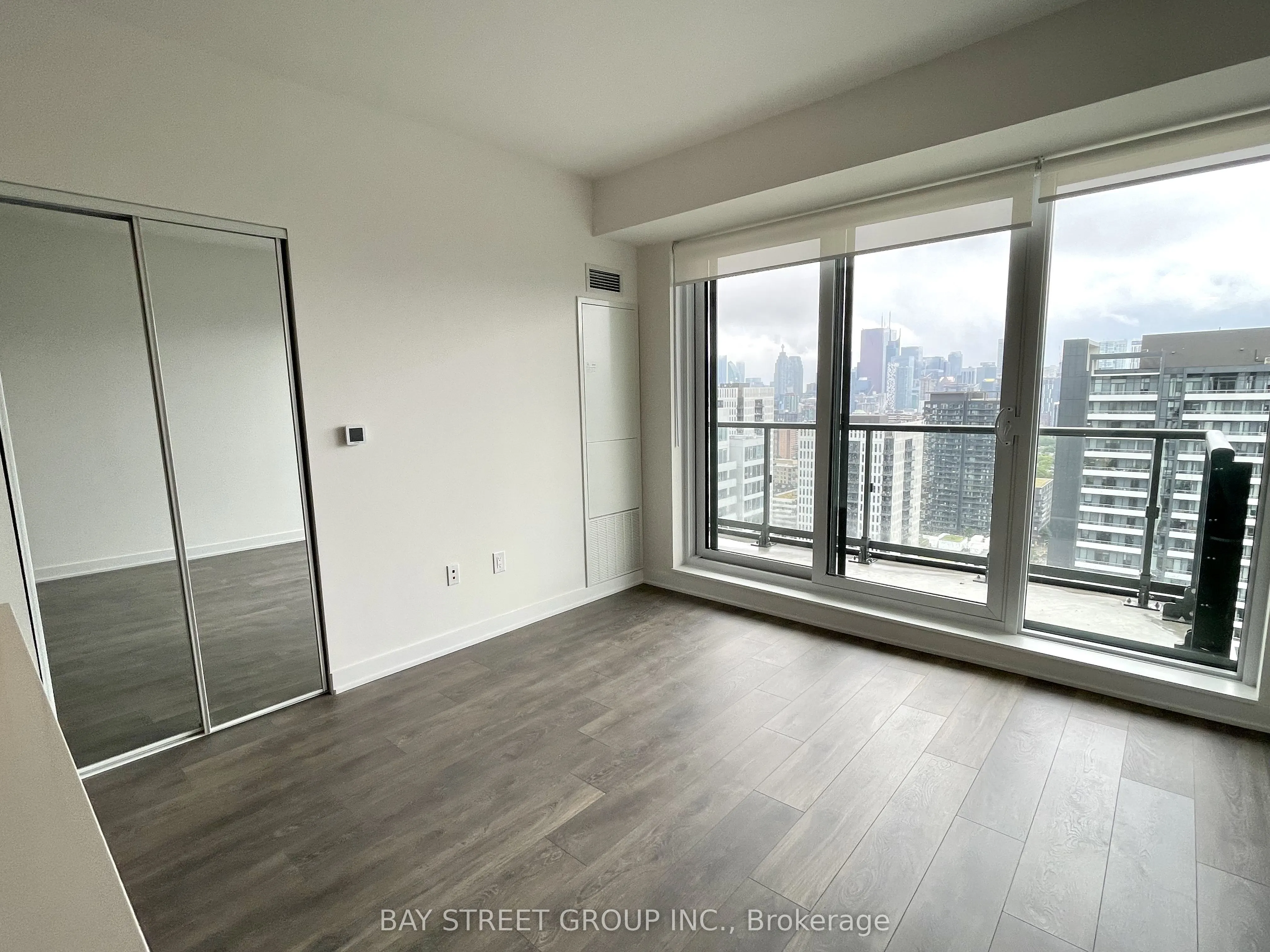 130 River Street, #2905