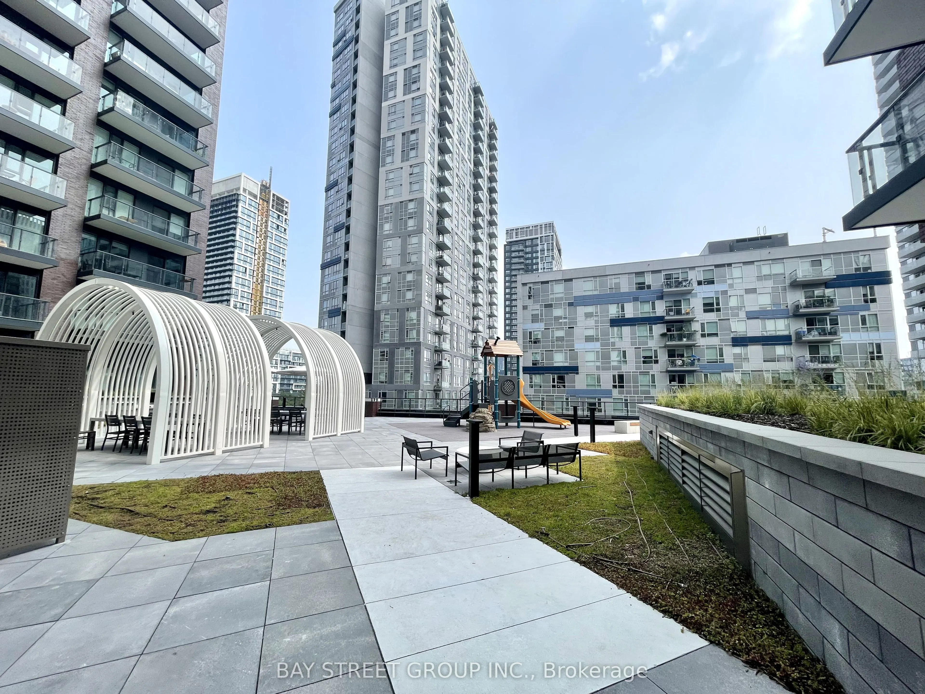 130 River Street, #2905
