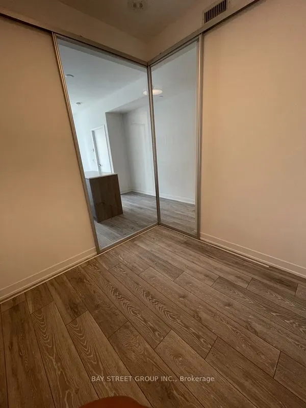 15 Holmes Avenue, #701
