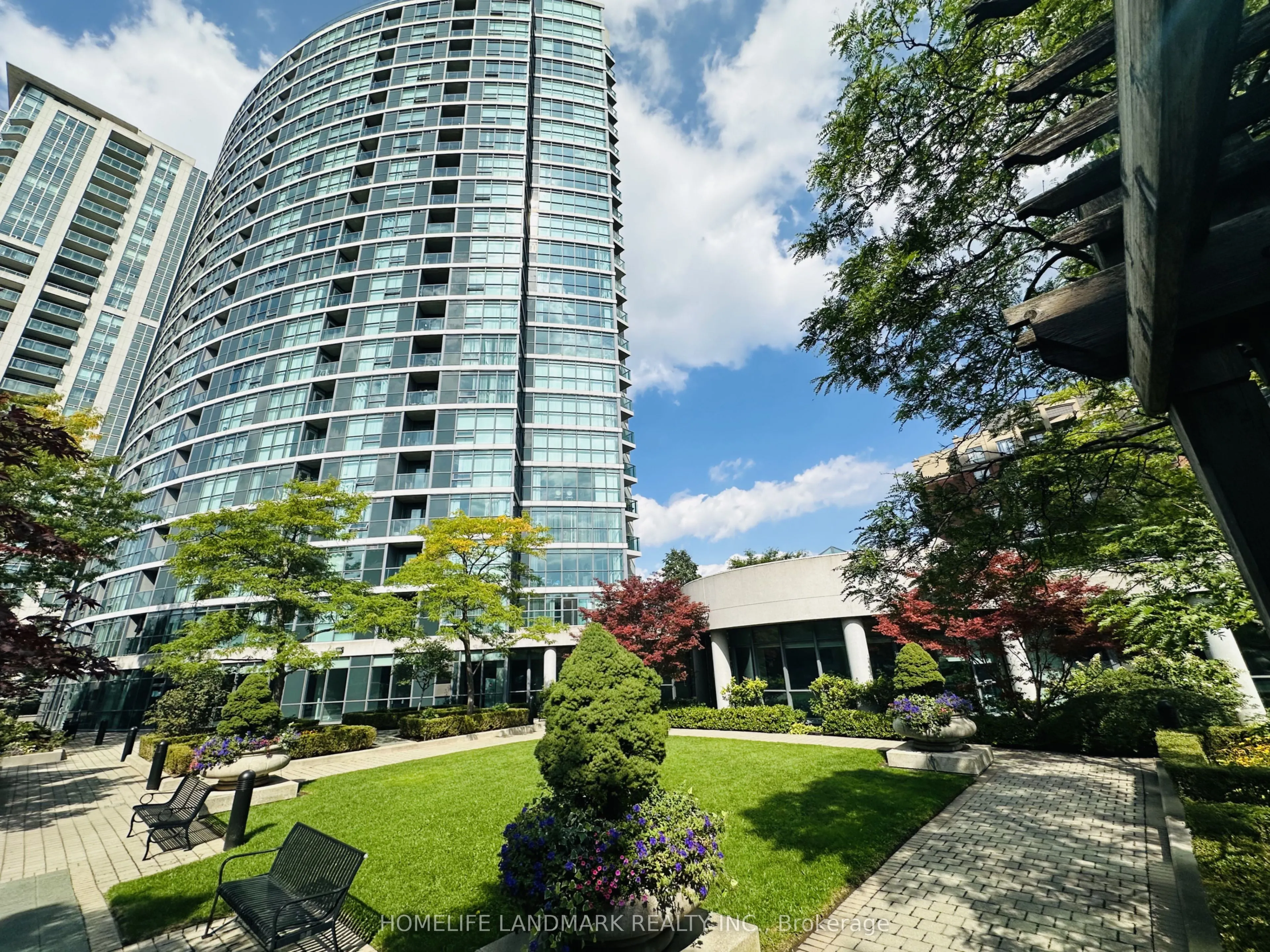 28 Harrison Garden Boulevard, #2306
