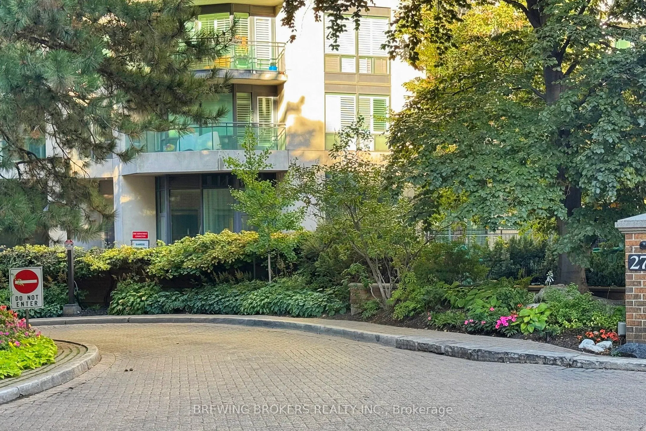 278 Bloor Street E, #1501