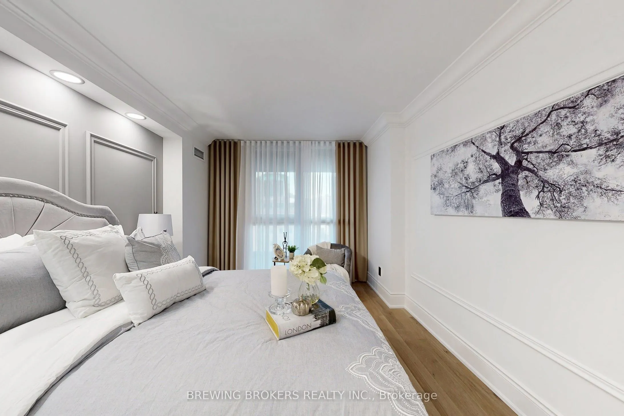 278 Bloor Street E, #1501