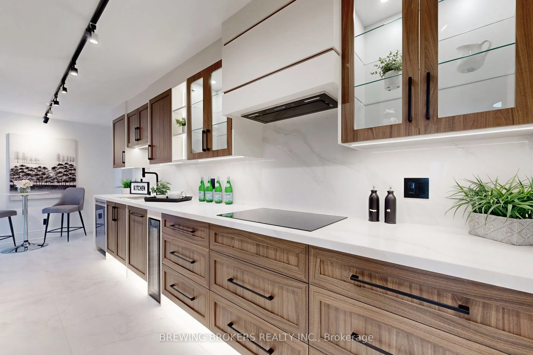 278 Bloor Street E, #1501