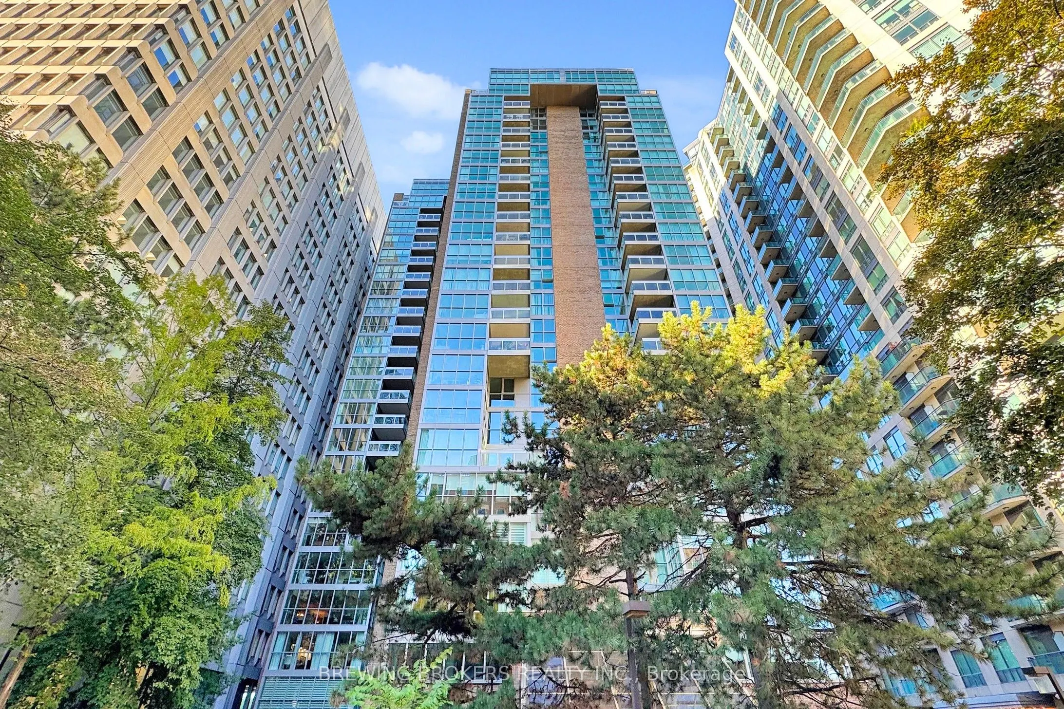 278 Bloor Street E, #1501