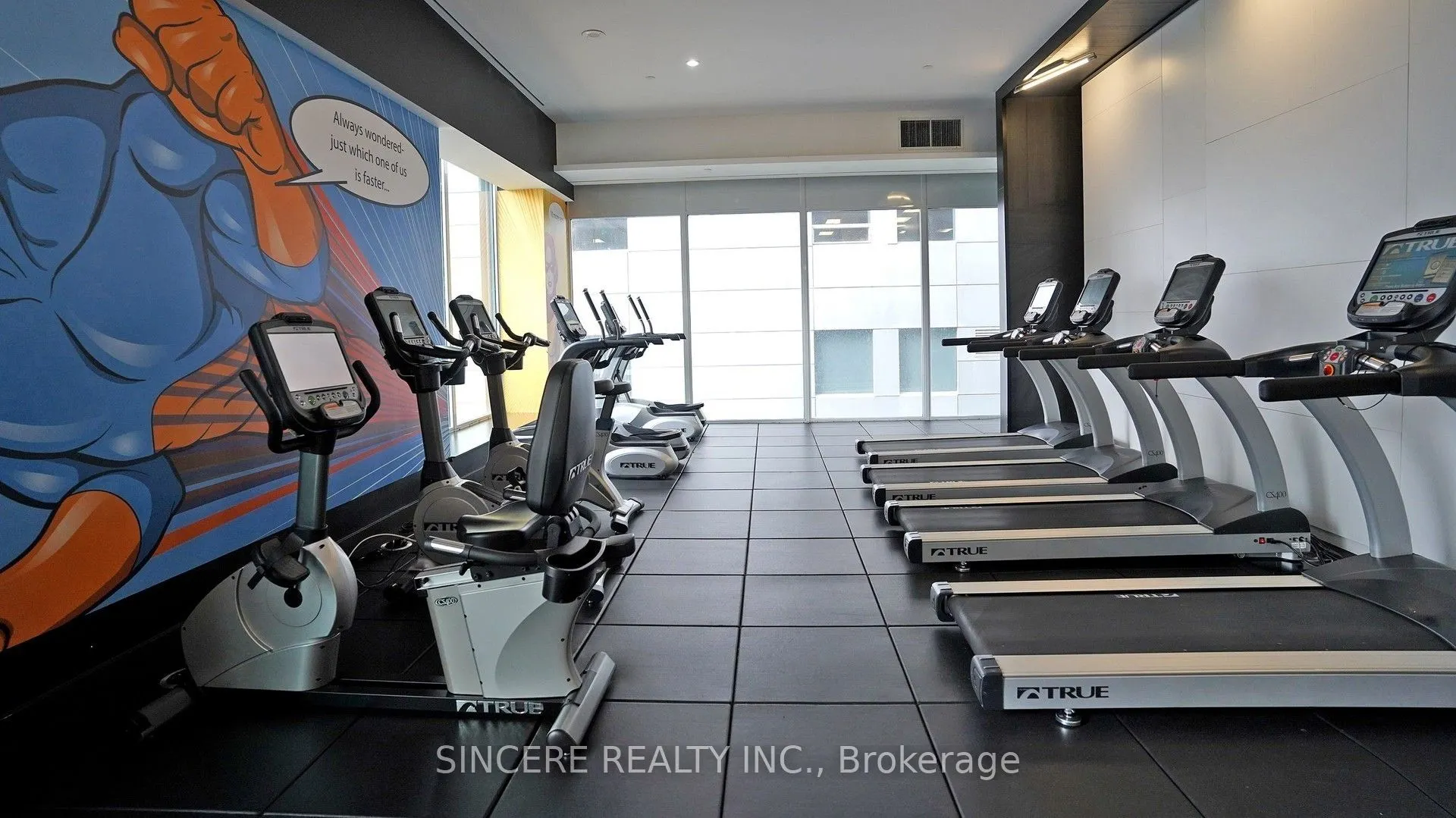 125 Peter Street, #1811