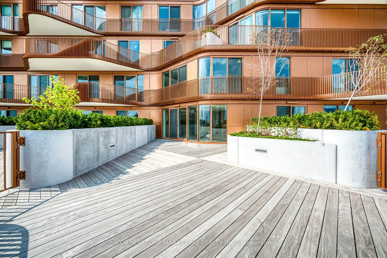 155 Merchants' Wharf, #332