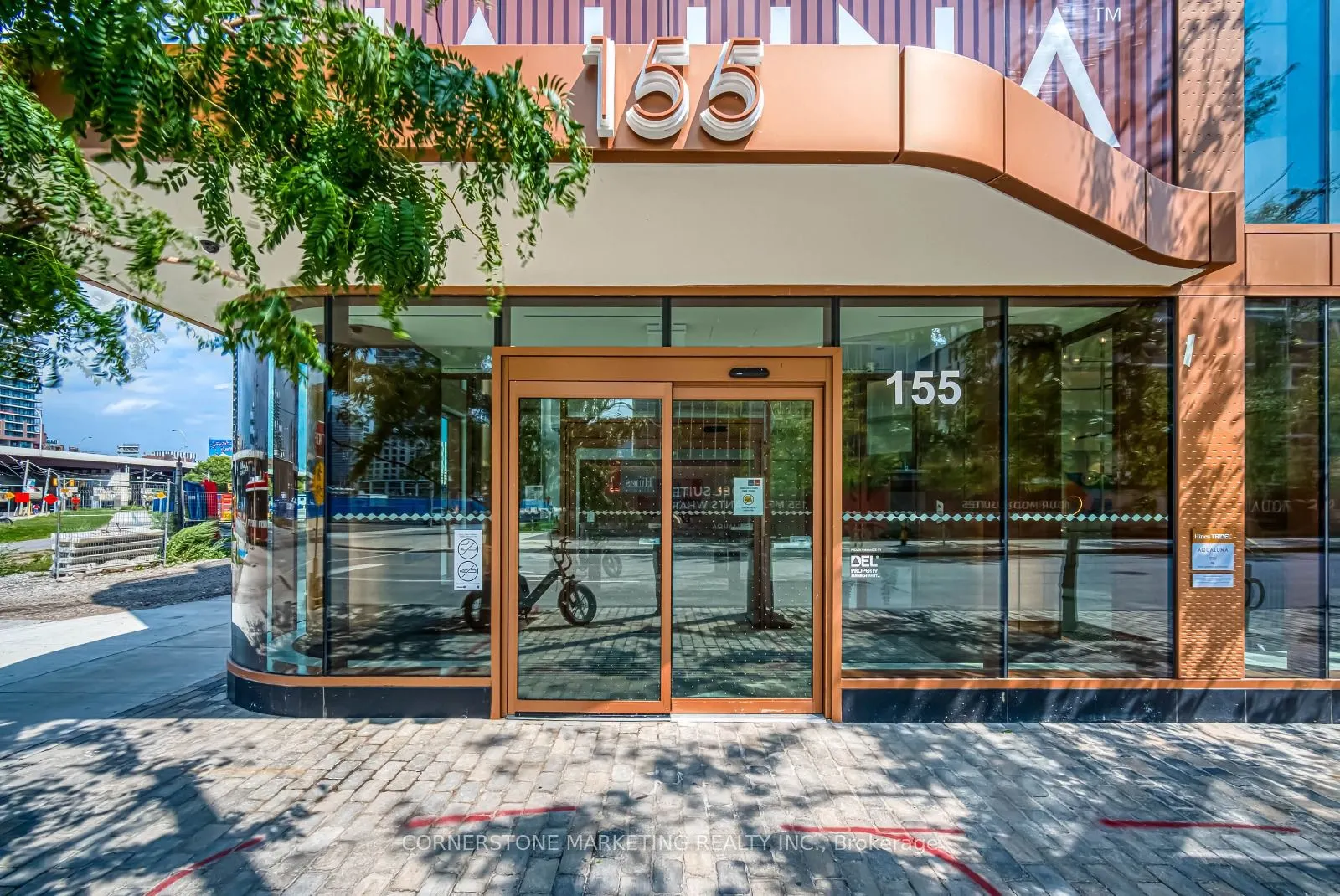 155 Merchants' Wharf, #332