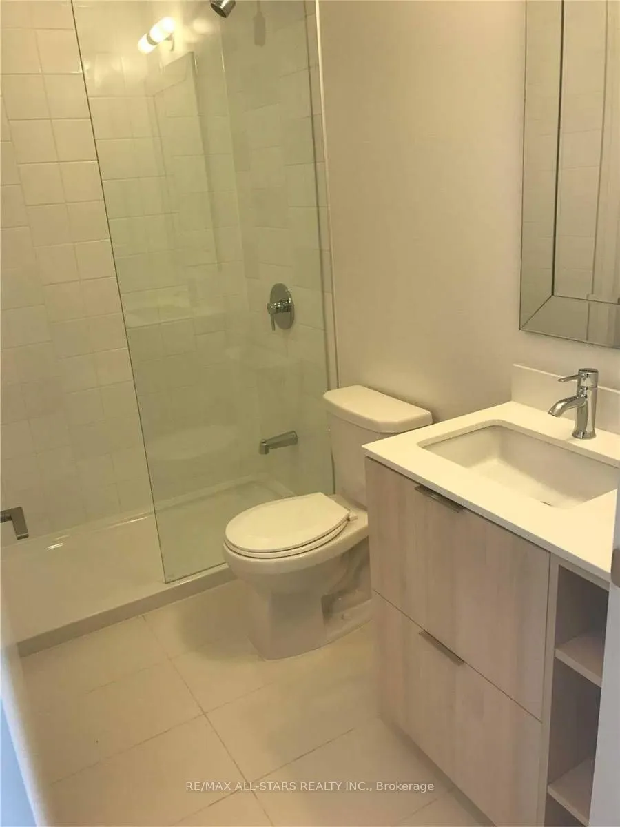 52 Forest Manor Road E, #116