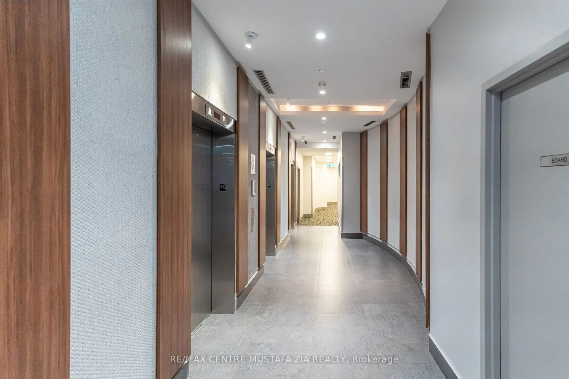 361 Front Street W, #1901
