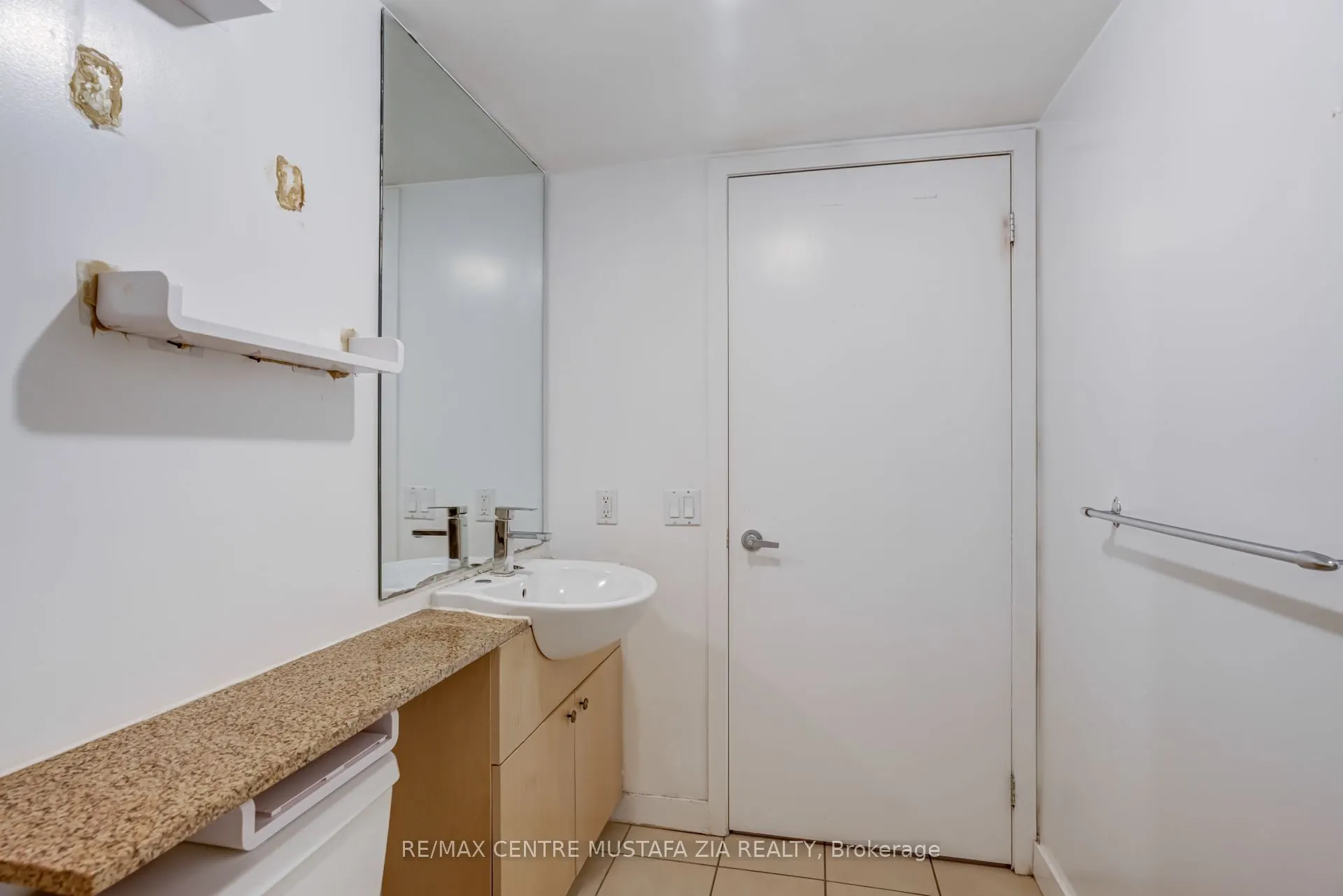 361 Front Street W, #1901