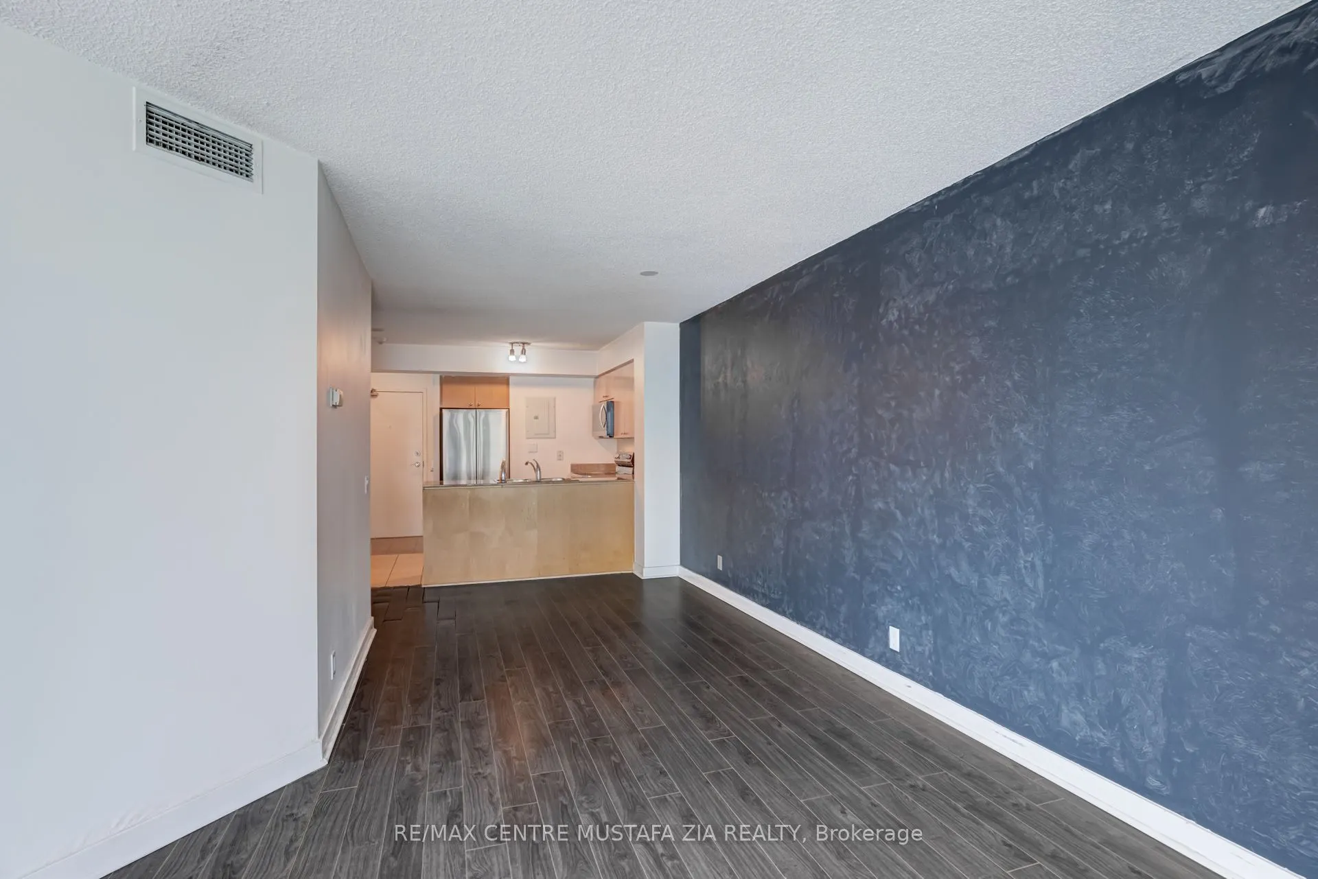 361 Front Street W, #1901
