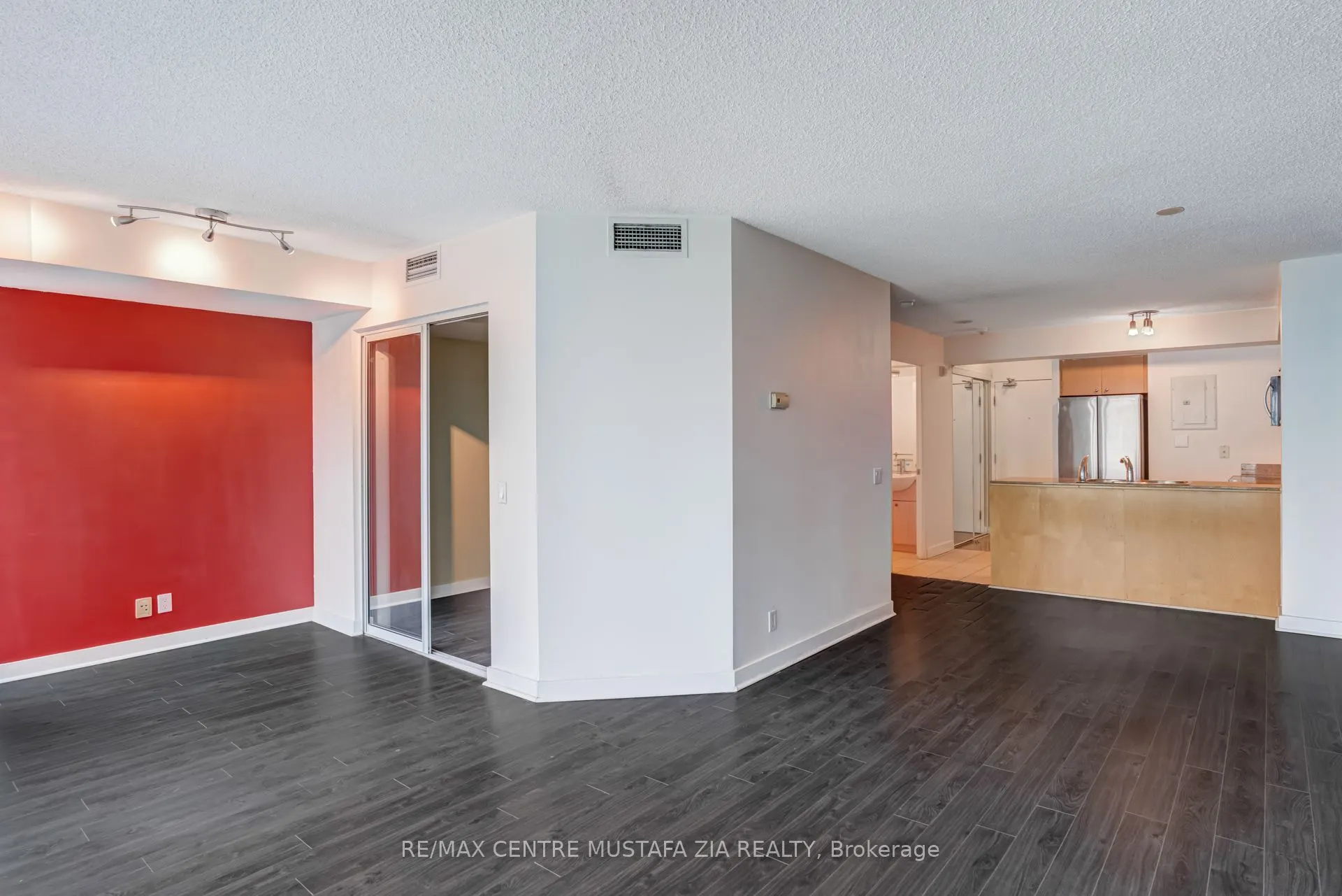 361 Front Street W, #1901