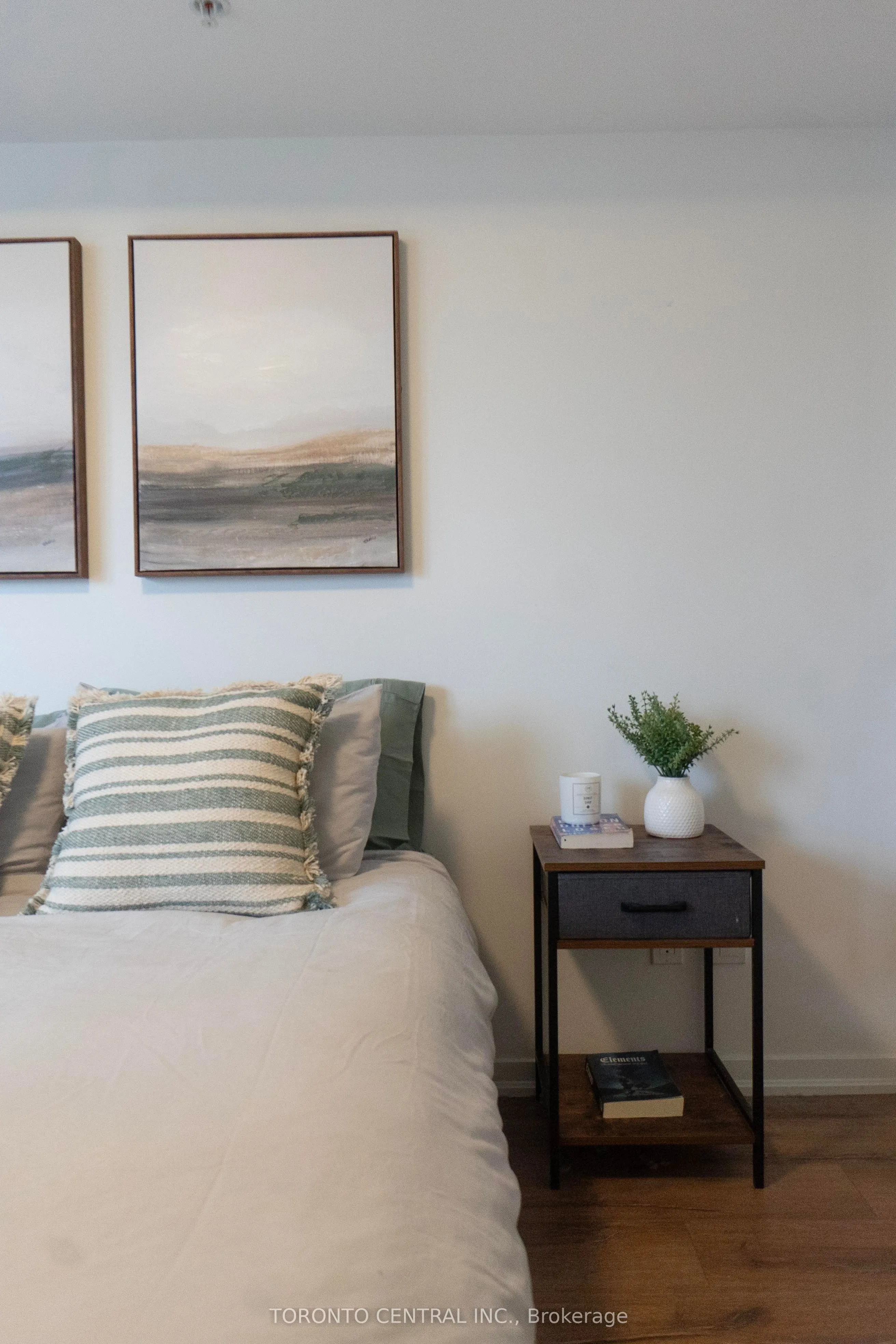 68 Abell Street, #522