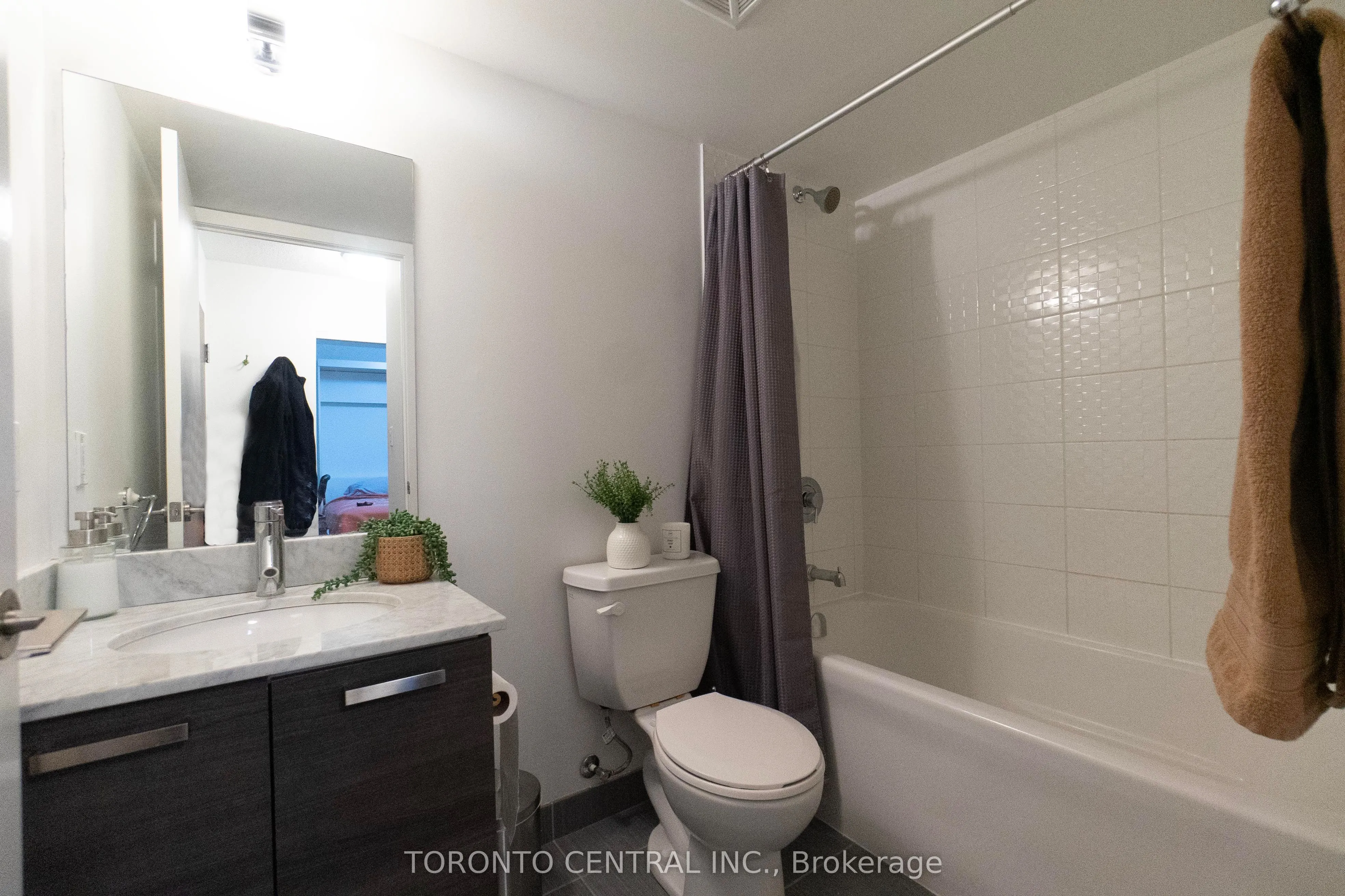 68 Abell Street, #522
