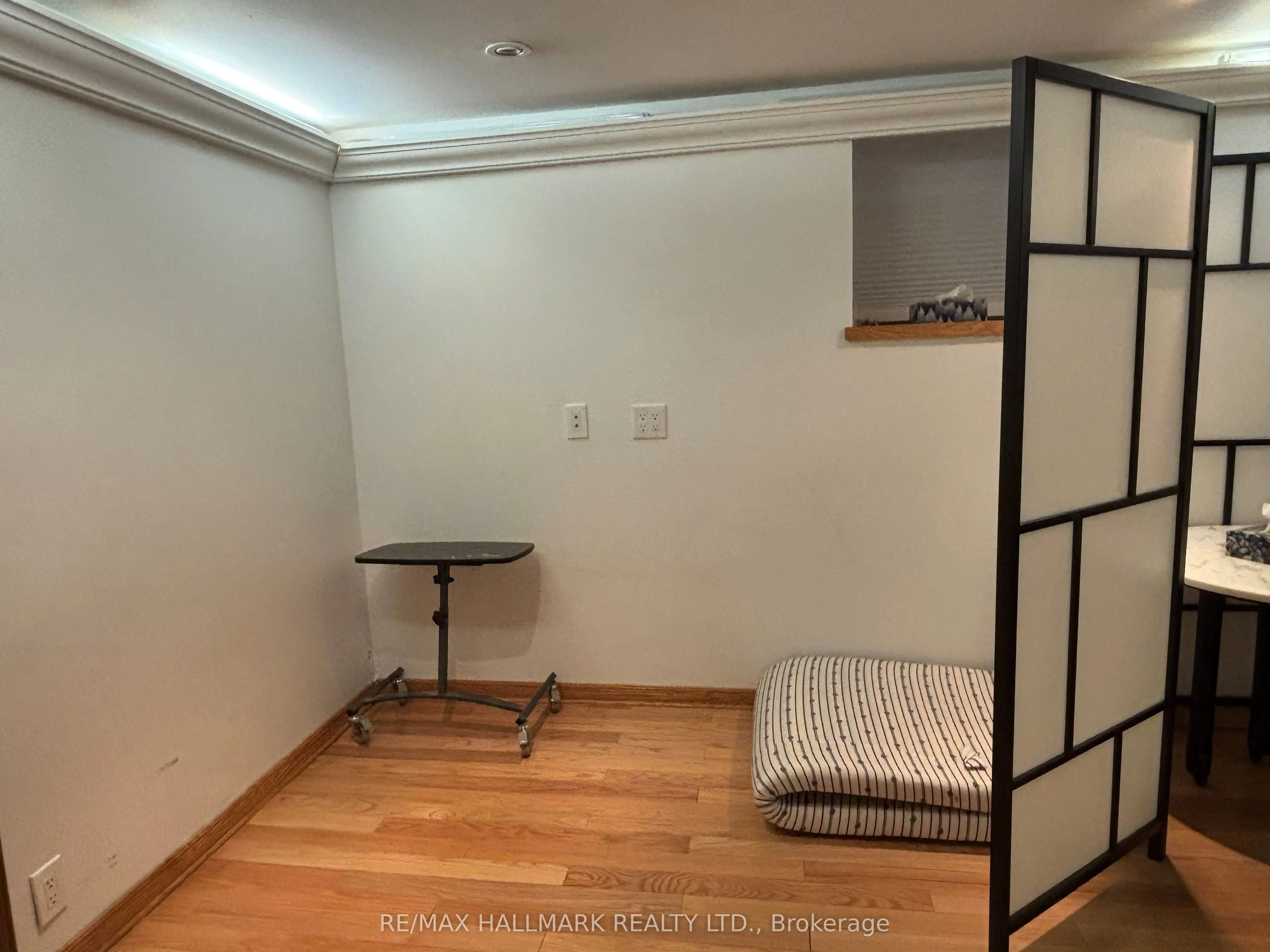 588 Spadina Avenue, #Bsmt