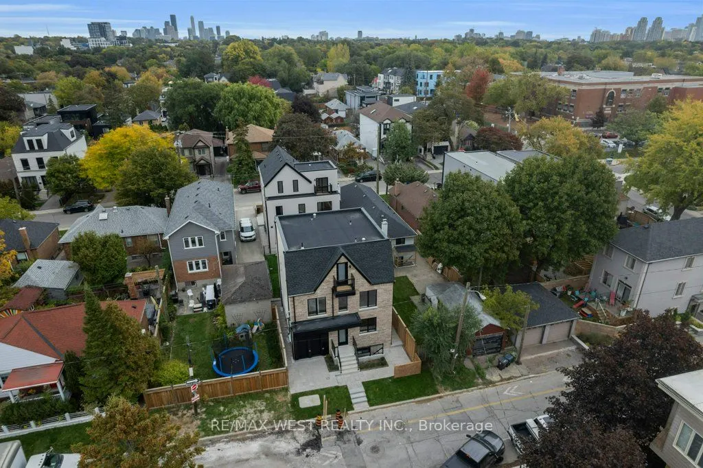661 Winona Drive, #B