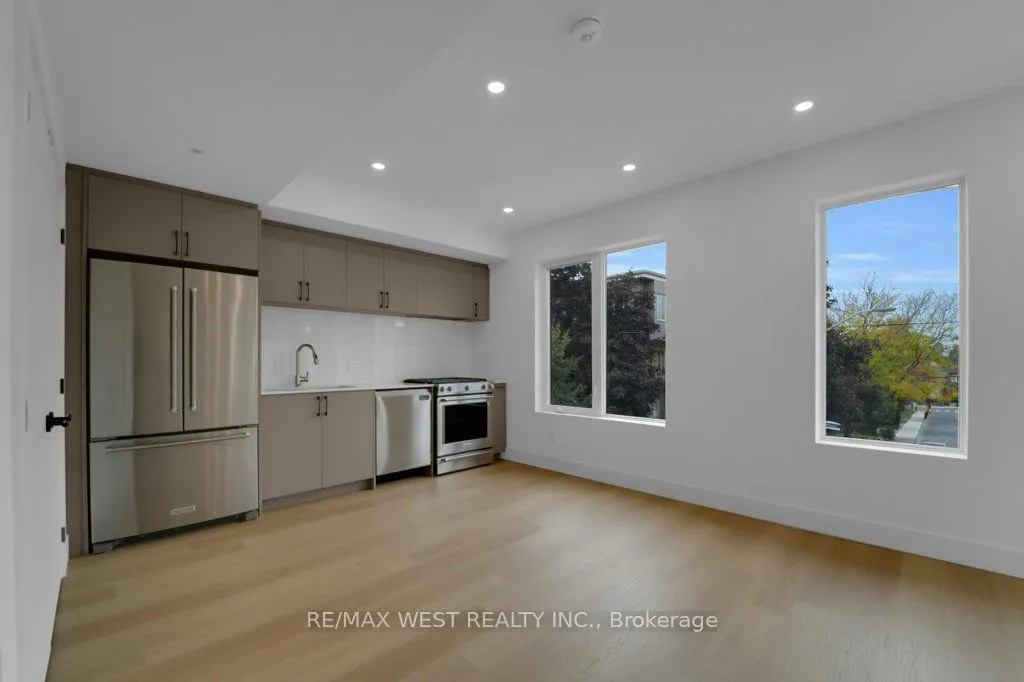 661 Winona Drive, #B