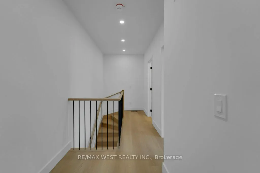 661 Winona Drive, #B