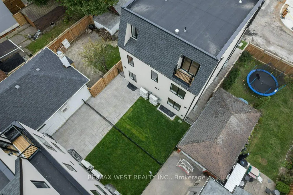 661 Winona Drive, #B