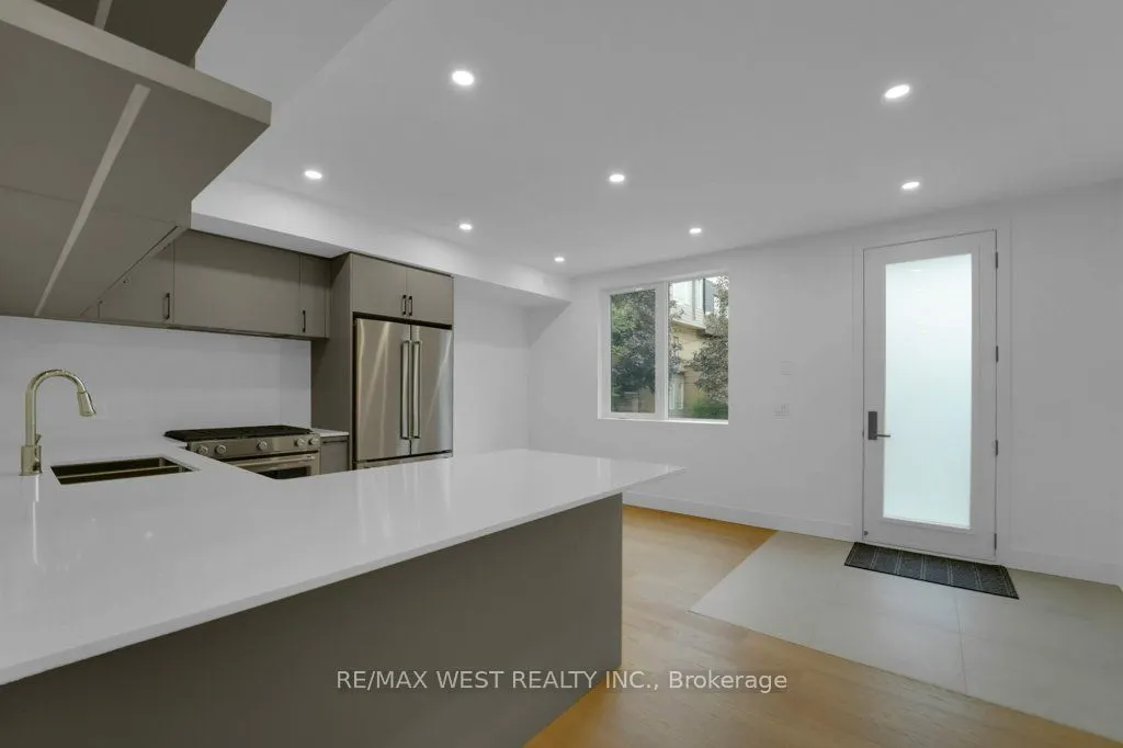 661 Winona Drive, #A