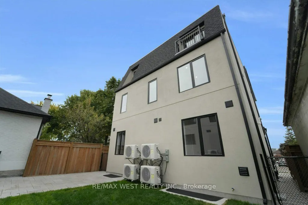 661 Winona Drive, #A