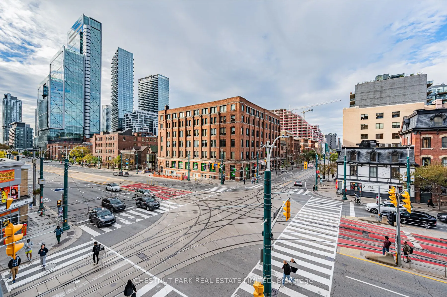 438 King Street W, #308
