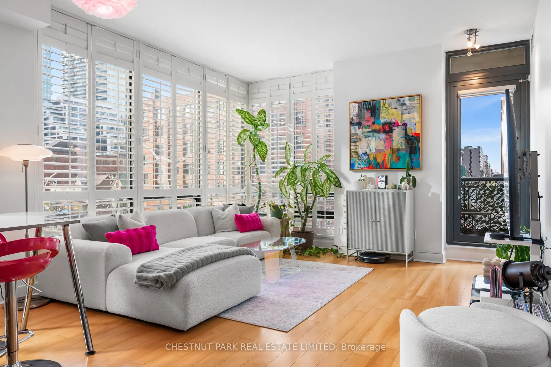 438 King Street W, #308