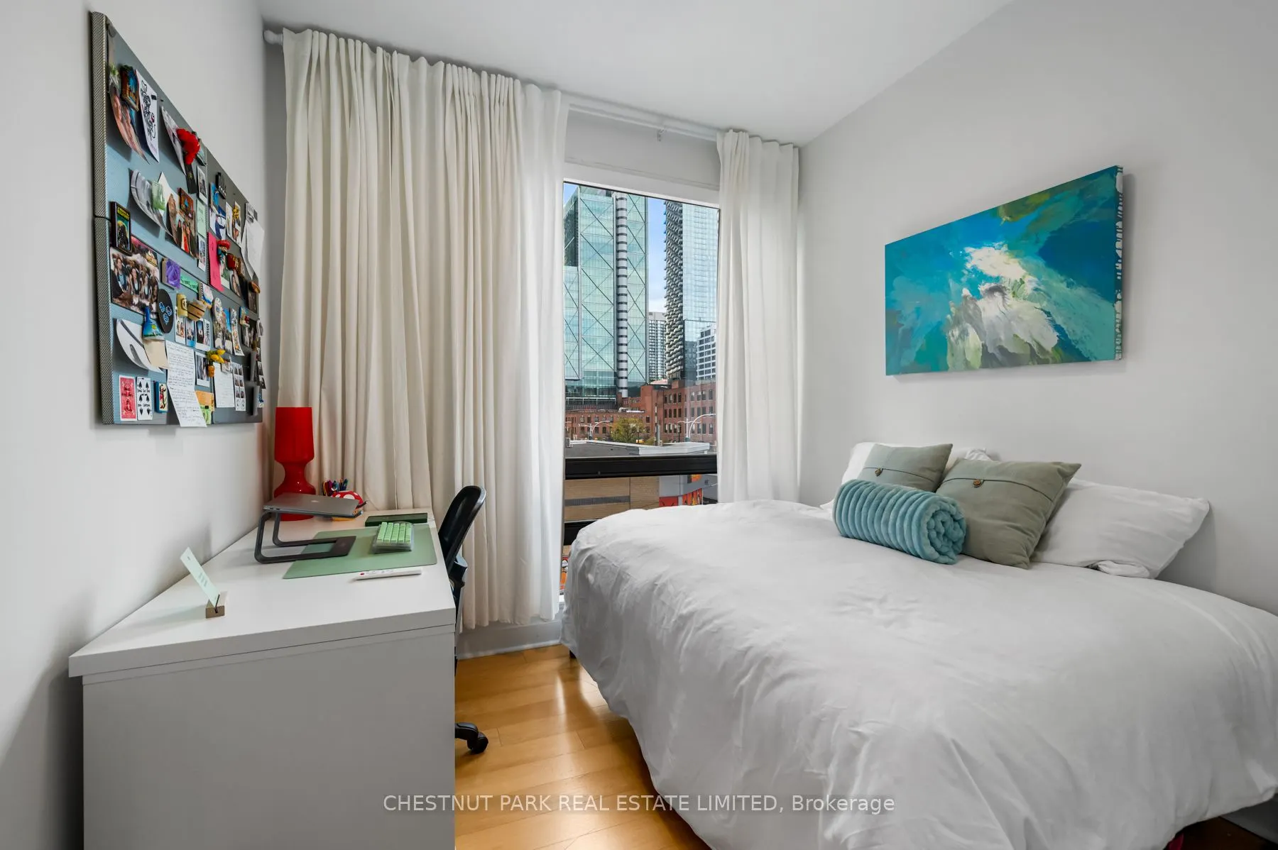 438 King Street W, #308