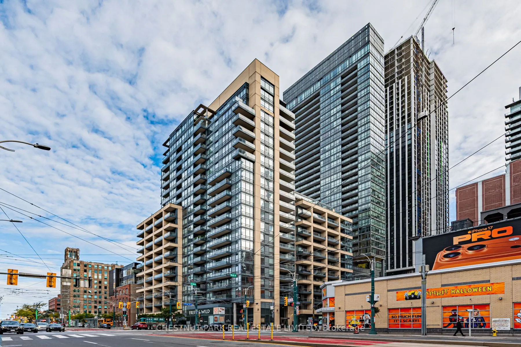 438 King Street W, #308