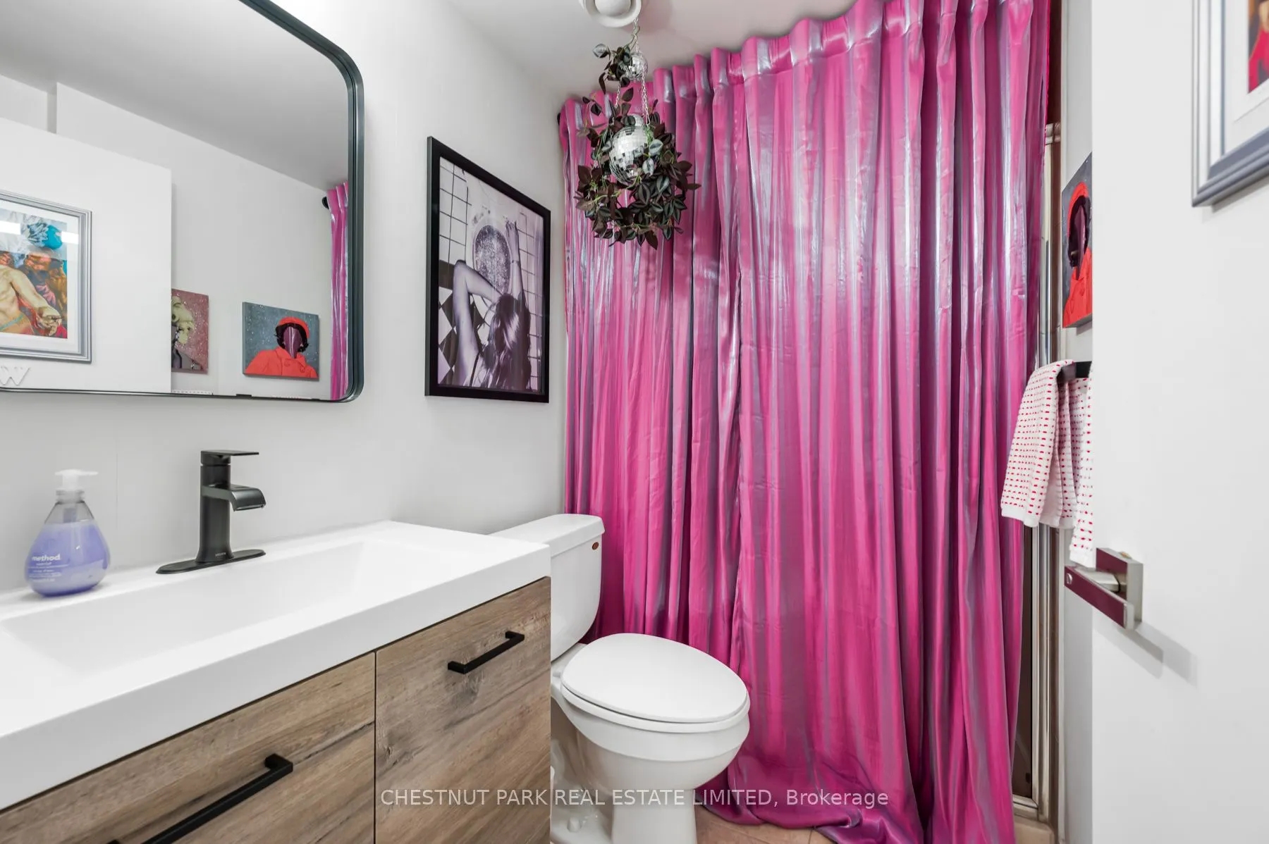 438 King Street W, #308