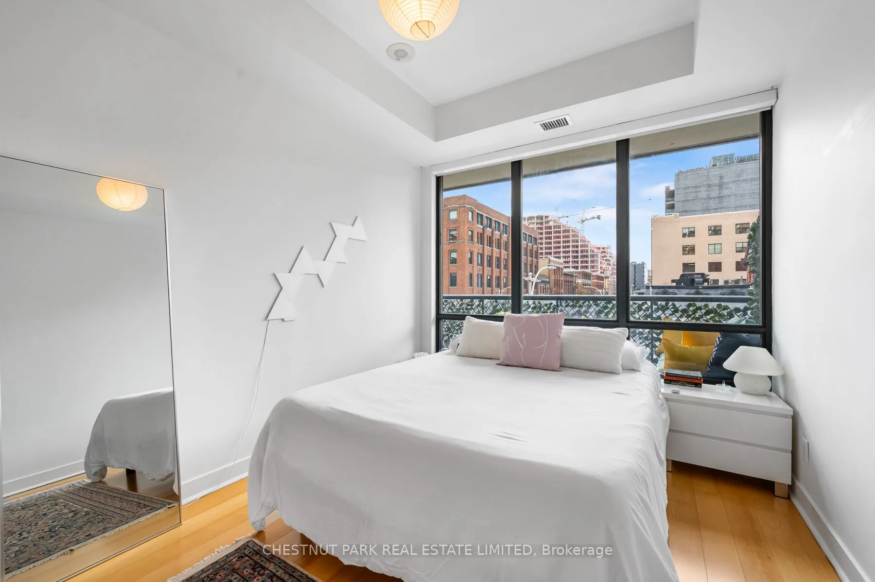 438 King Street W, #308