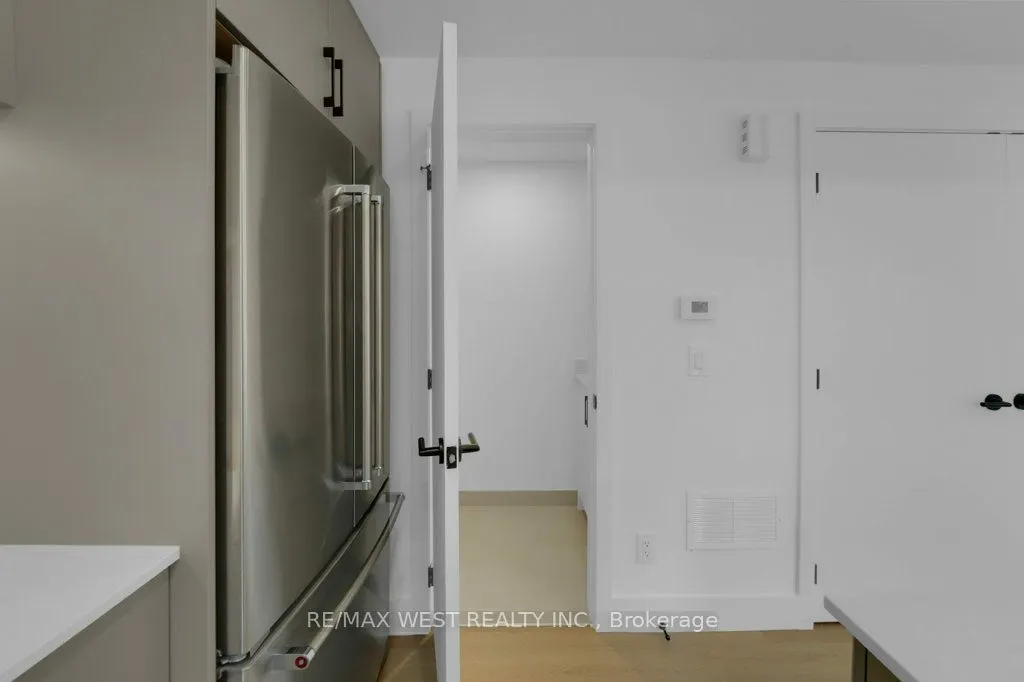661 Winona Drive, #C