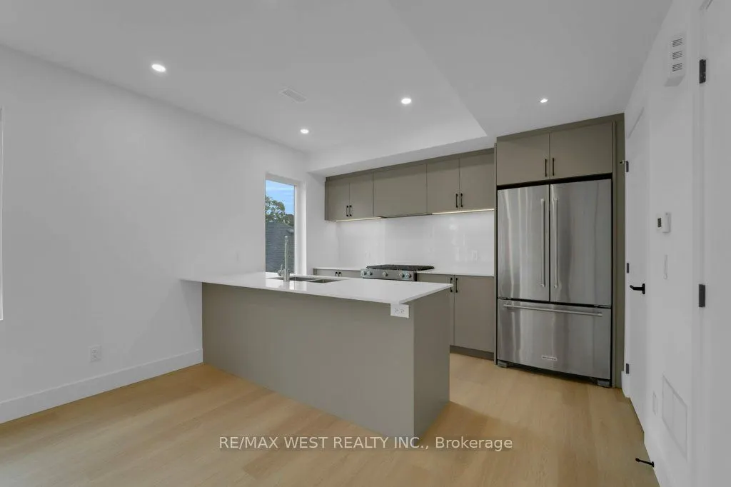 661 Winona Drive, #C