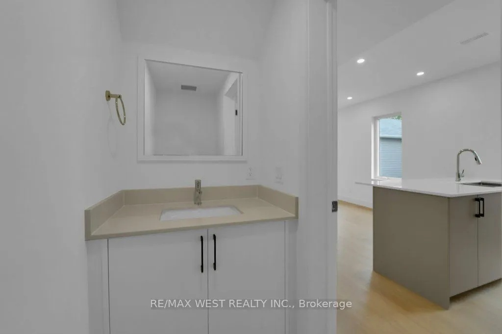 661 Winona Drive, #C