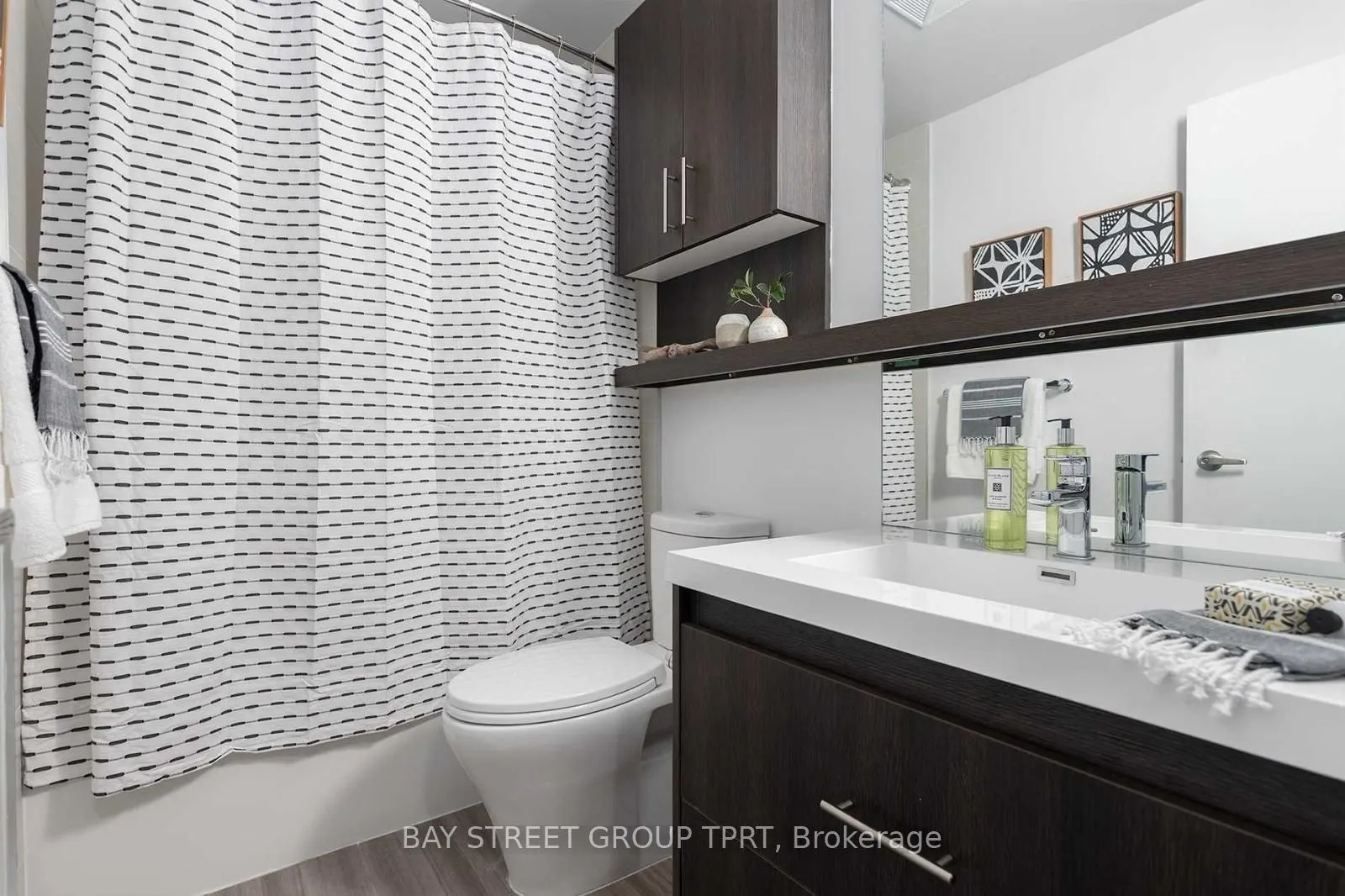 150 Fairview Mall Drive, #1702